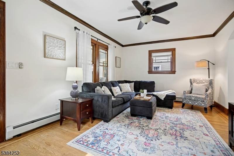 Cranford Twp., New Jersey, 07016, United States, 3 Bedrooms Bedrooms, ,2 BathroomsBathrooms,Residential,For Sale,1950969