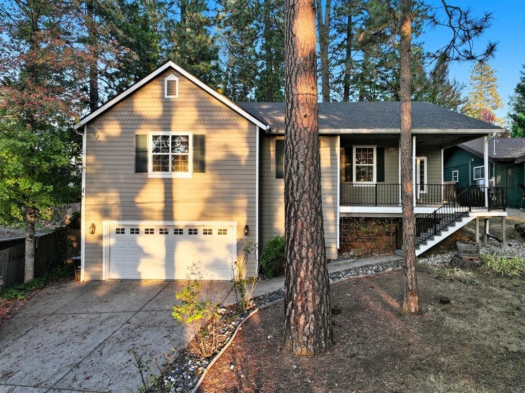 Grass Valley, California, 95945, United States, 3 Bedrooms Bedrooms, ,2 BathroomsBathrooms,Residential,For Sale,1981264