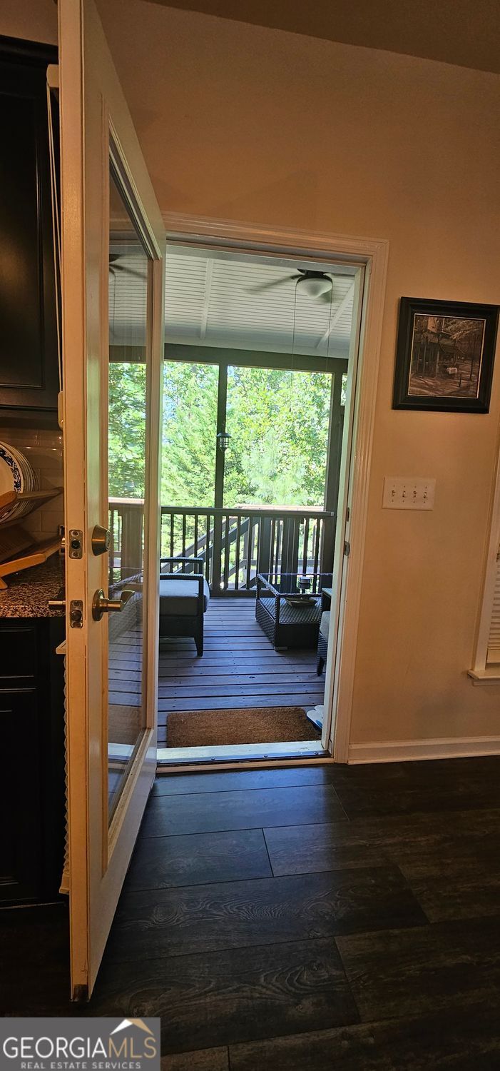 Cumming, Georgia, 30040, United States, 5 Bedrooms Bedrooms, ,5 BathroomsBathrooms,Residential,For Sale,1922351