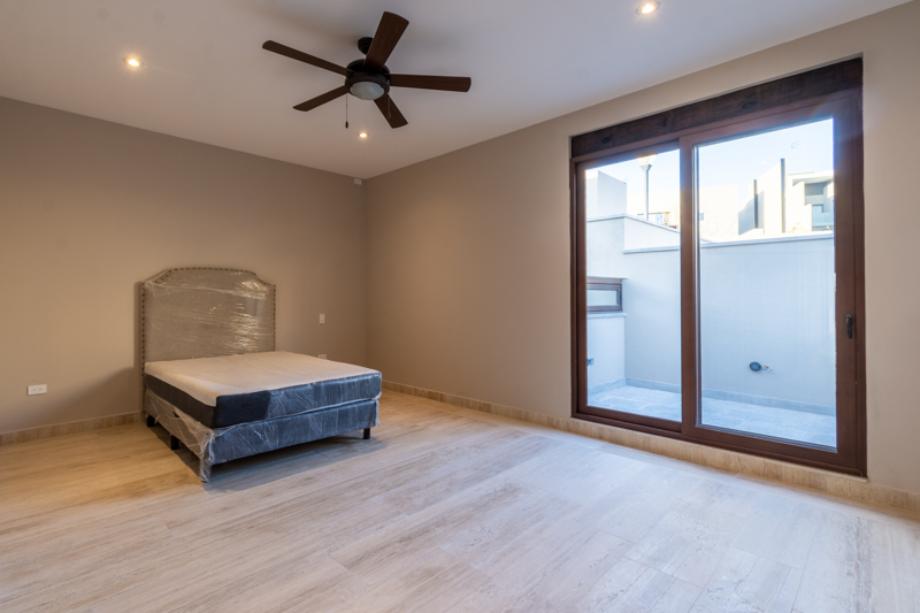 San Miguel de Allende, Guanajuato, 37797, Mexico, 4 Bedrooms Bedrooms, ,4 BathroomsBathrooms,Residential,For Sale,1695474