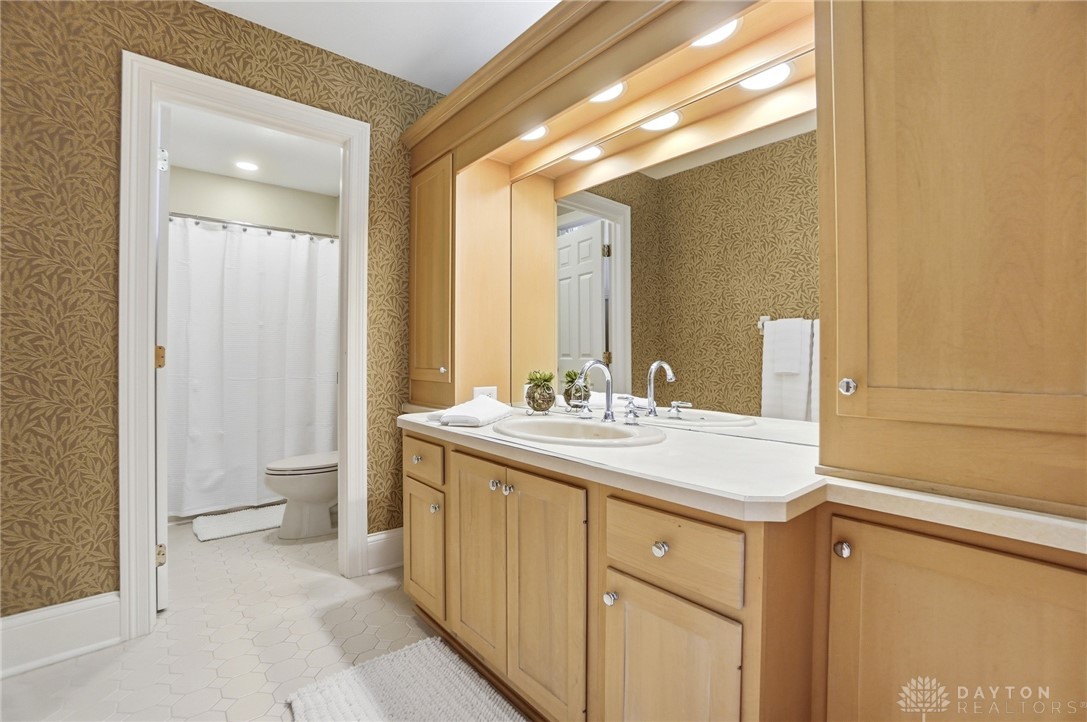 Bellbrook, Ohio, 45305, United States, 4 Bedrooms Bedrooms, ,4 BathroomsBathrooms,Residential,For Sale,1989016