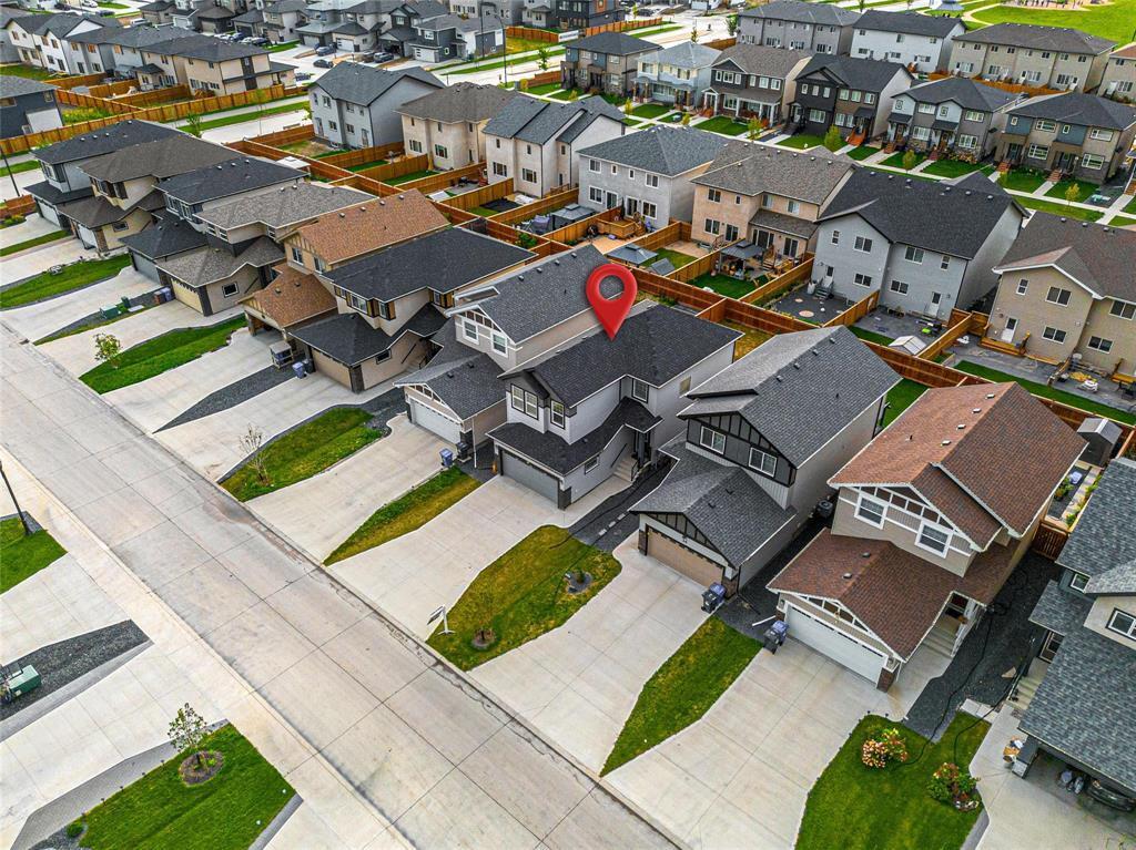 WINNIPEG, Manitoba, R2V 5C8, CA, 3 Bedrooms Bedrooms, ,2 BathroomsBathrooms,Residential,For Sale,1947801