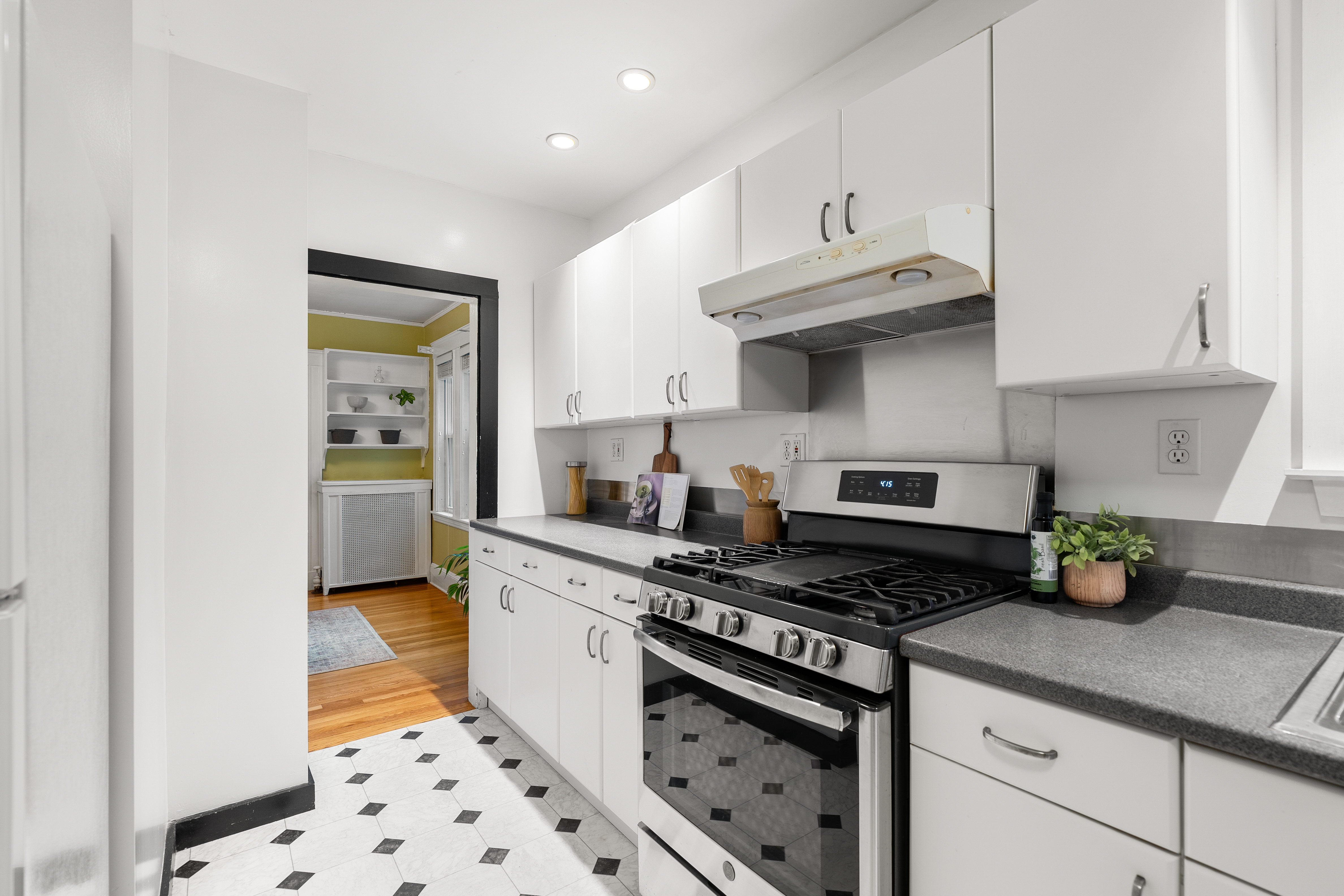  5-7 Locke Street, Arlington, MA, 02476 - 物件實景