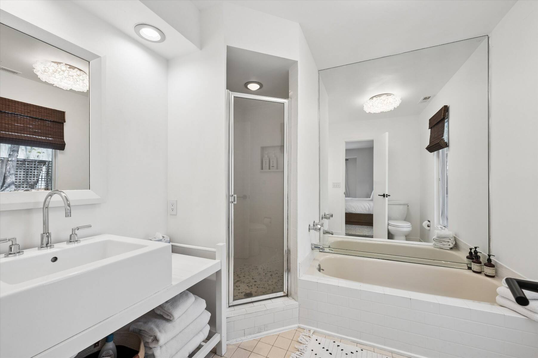  Modern Hamptons Retreat 500 ft. From Pristine Bay Beaches - 物件實景