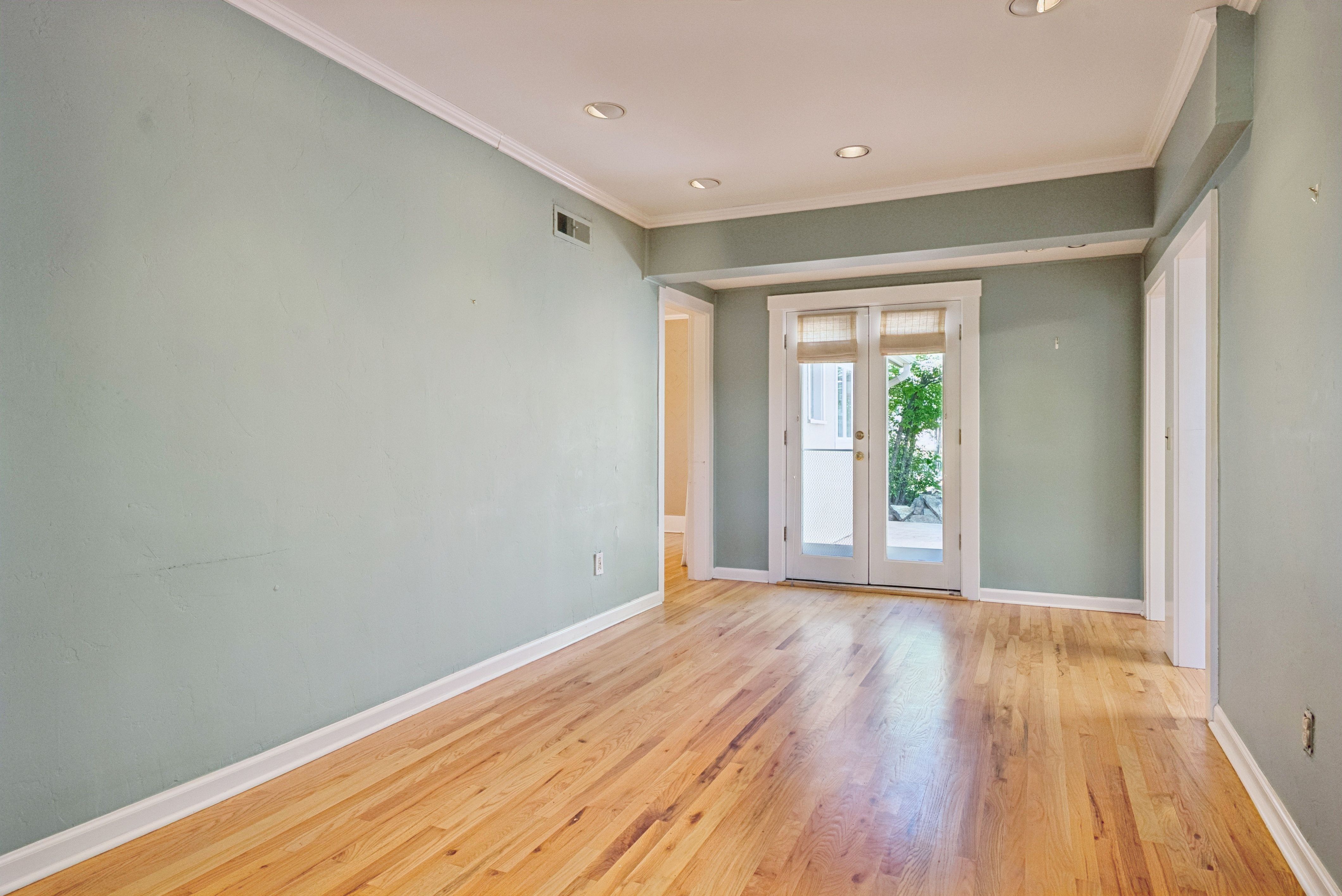  One-Level Broadmoor Living - 物件實景