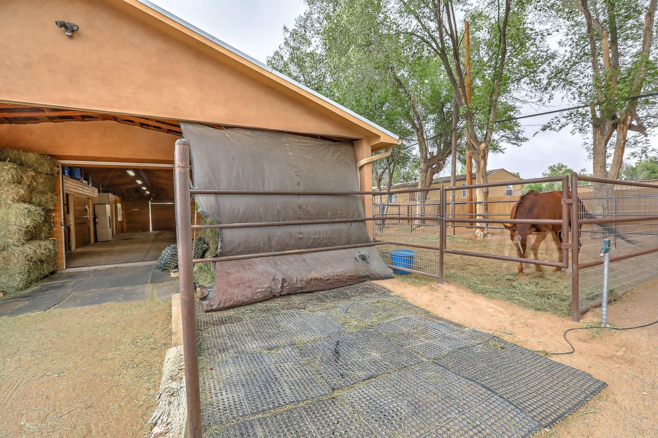 Corrales, New Mexico, 87048, United States, 2 Bedrooms Bedrooms, ,3 BathroomsBathrooms,Residential,For Sale,1838092