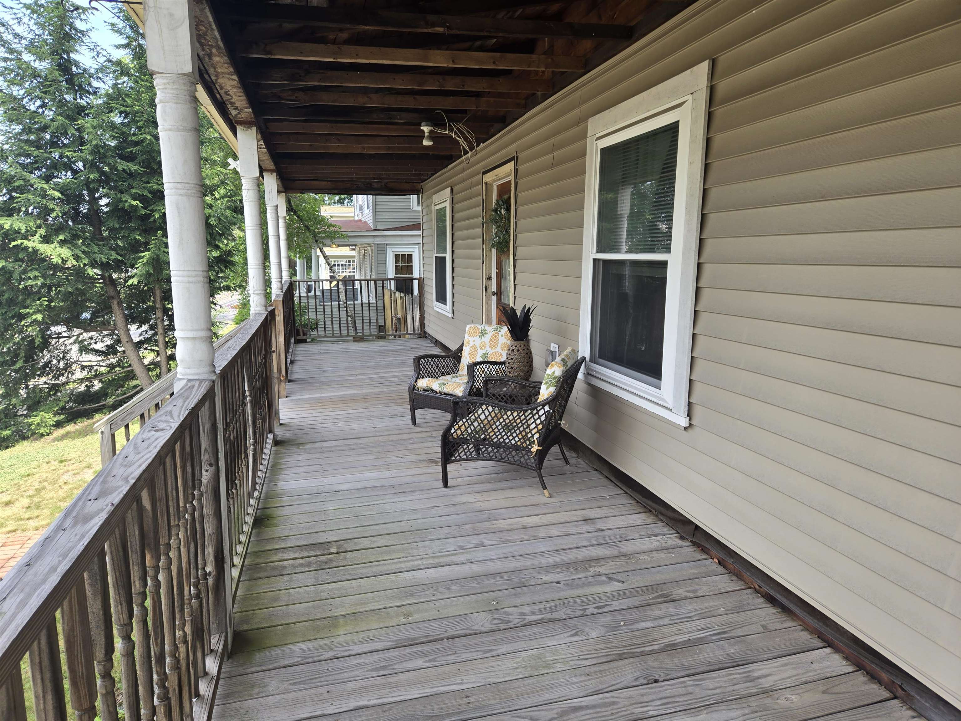 Manchester, New Hampshire, 03104, United States, 3 Bedrooms Bedrooms, ,3 BathroomsBathrooms,Residential,For Sale,1896803