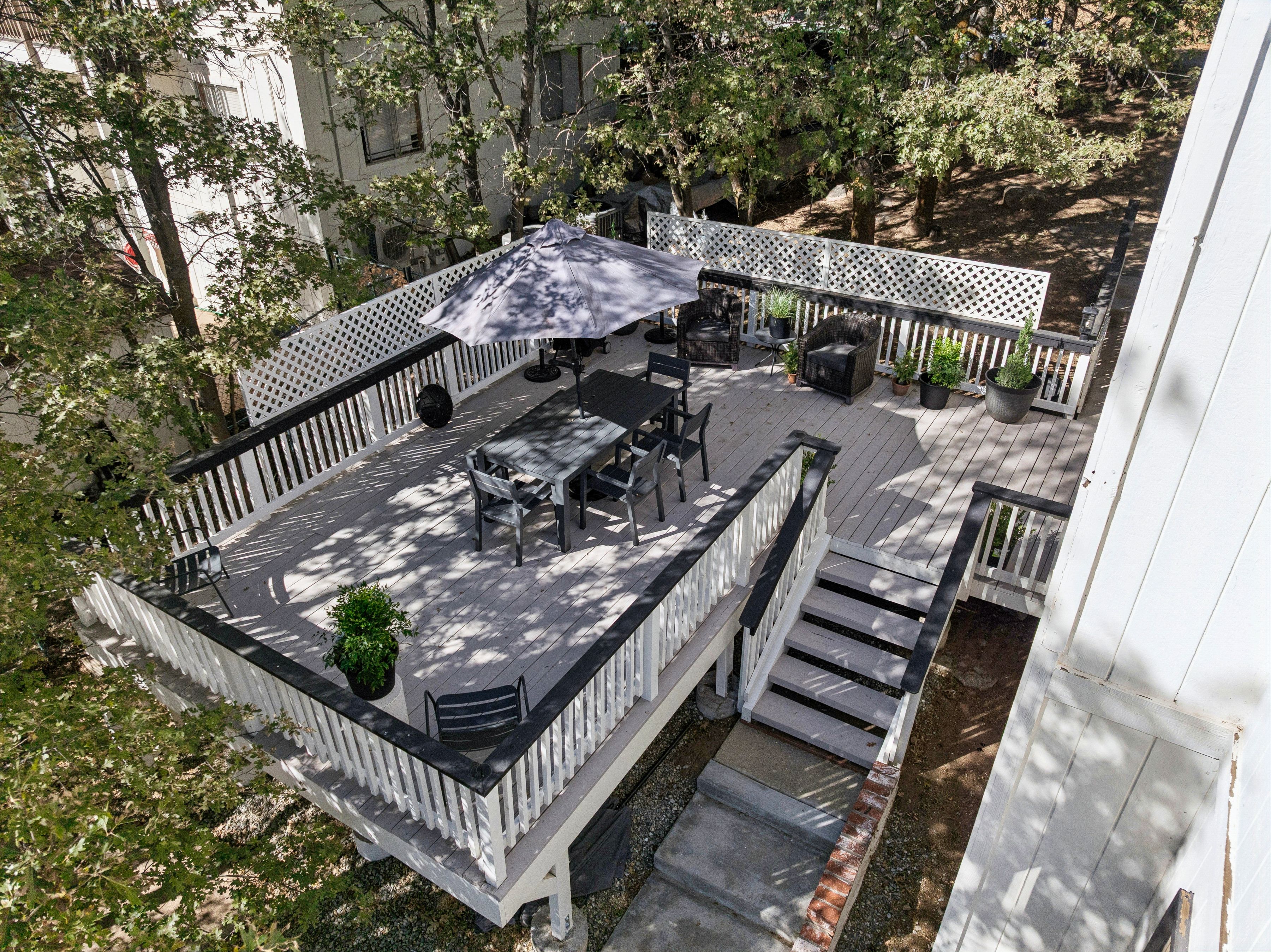  27962 West Shore Road, Lake Arrowhead, CA 92352 - 物件實景