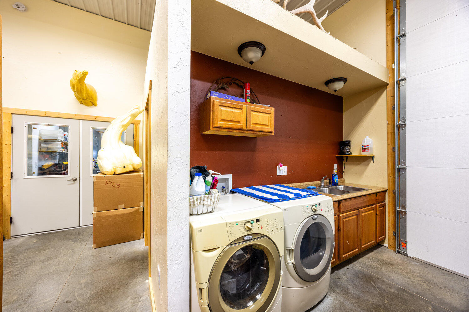 Sheridan, Wyoming, 82801, United States, 2 Bedrooms Bedrooms, ,1 BathroomBathrooms,Residential,For Sale,1907436