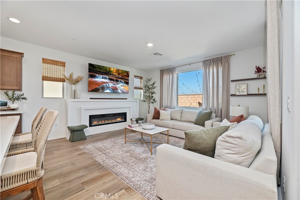 Winchester, California, 92596, United States, 3 Bedrooms Bedrooms, ,3 BathroomsBathrooms,Residential,For Sale,1976321