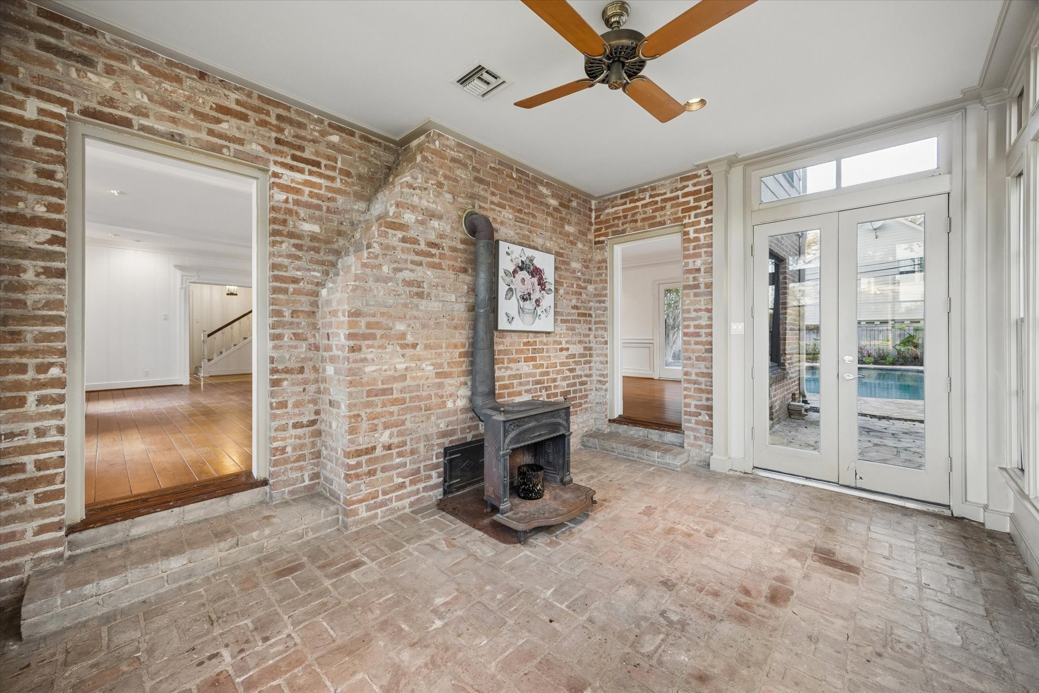  3020 San Felipe Street - 物件實景