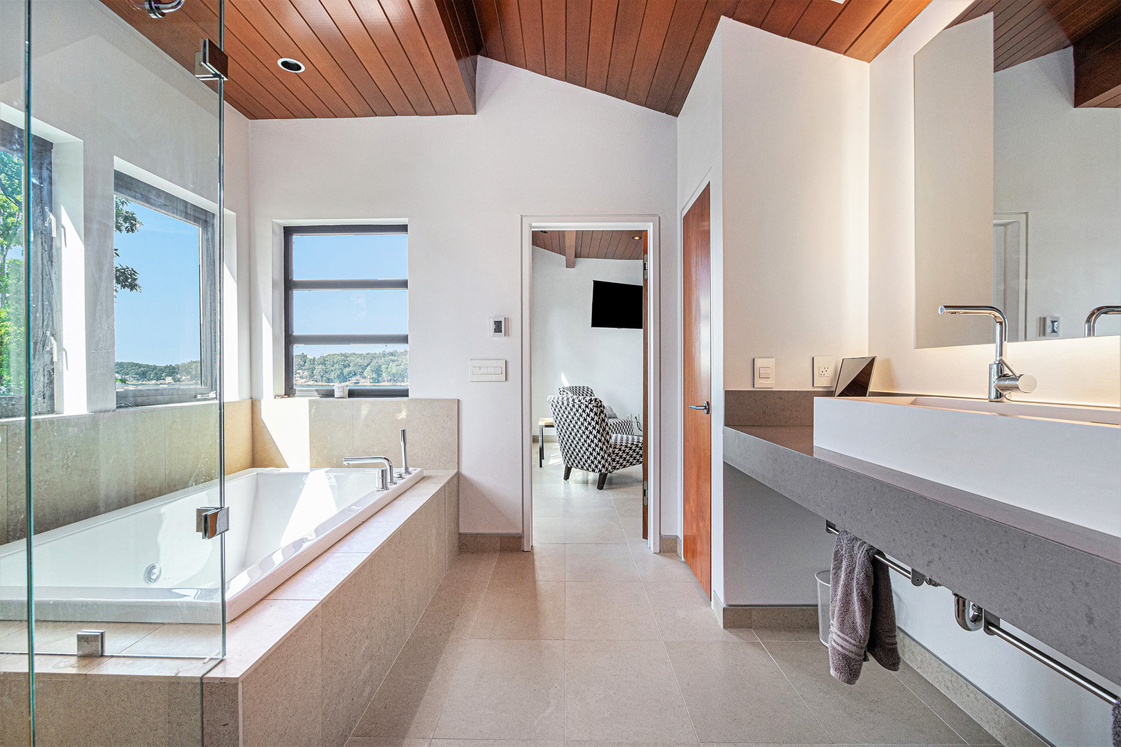 Dowagiac, Michigan, 49047, United States, 4 Bedrooms Bedrooms, ,5 BathroomsBathrooms,Residential,For Sale,1974252