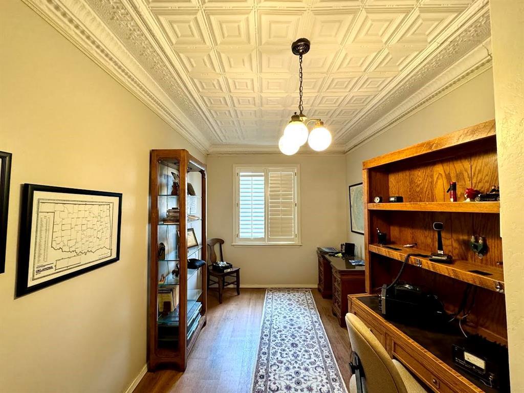 Chickasha, Oklahoma, 73018, United States, 7 Bedrooms Bedrooms, ,7 BathroomsBathrooms,Residential,For Sale,1921777