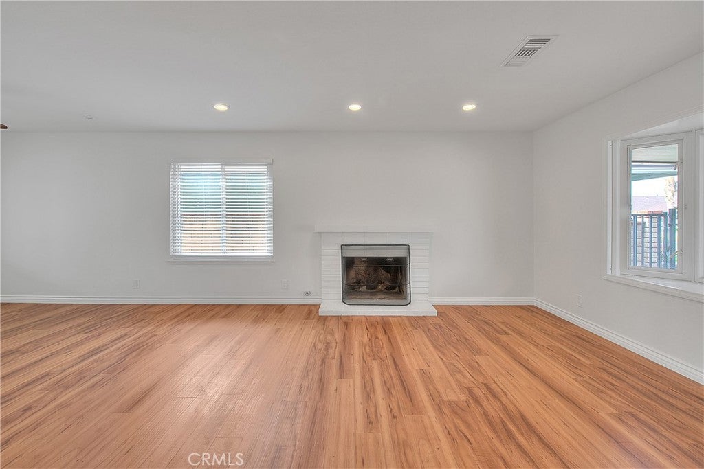 Ontario, California, 91764, United States, 4 Bedrooms Bedrooms, ,3 BathroomsBathrooms,Residential,For Sale,1992341