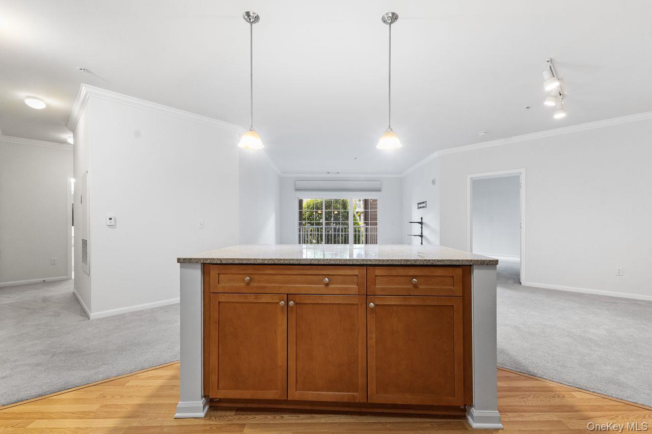 Stamford, Connecticut, 06902, United States, 2 Bedrooms Bedrooms, ,2 BathroomsBathrooms,Residential,For Sale,1965271