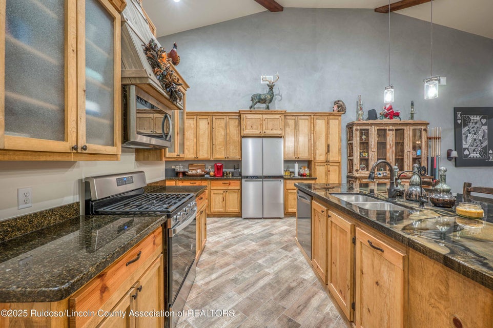 Alto, New Mexico, 88312, United States, 3 Bedrooms Bedrooms, ,2 BathroomsBathrooms,Residential,For Sale,1909462