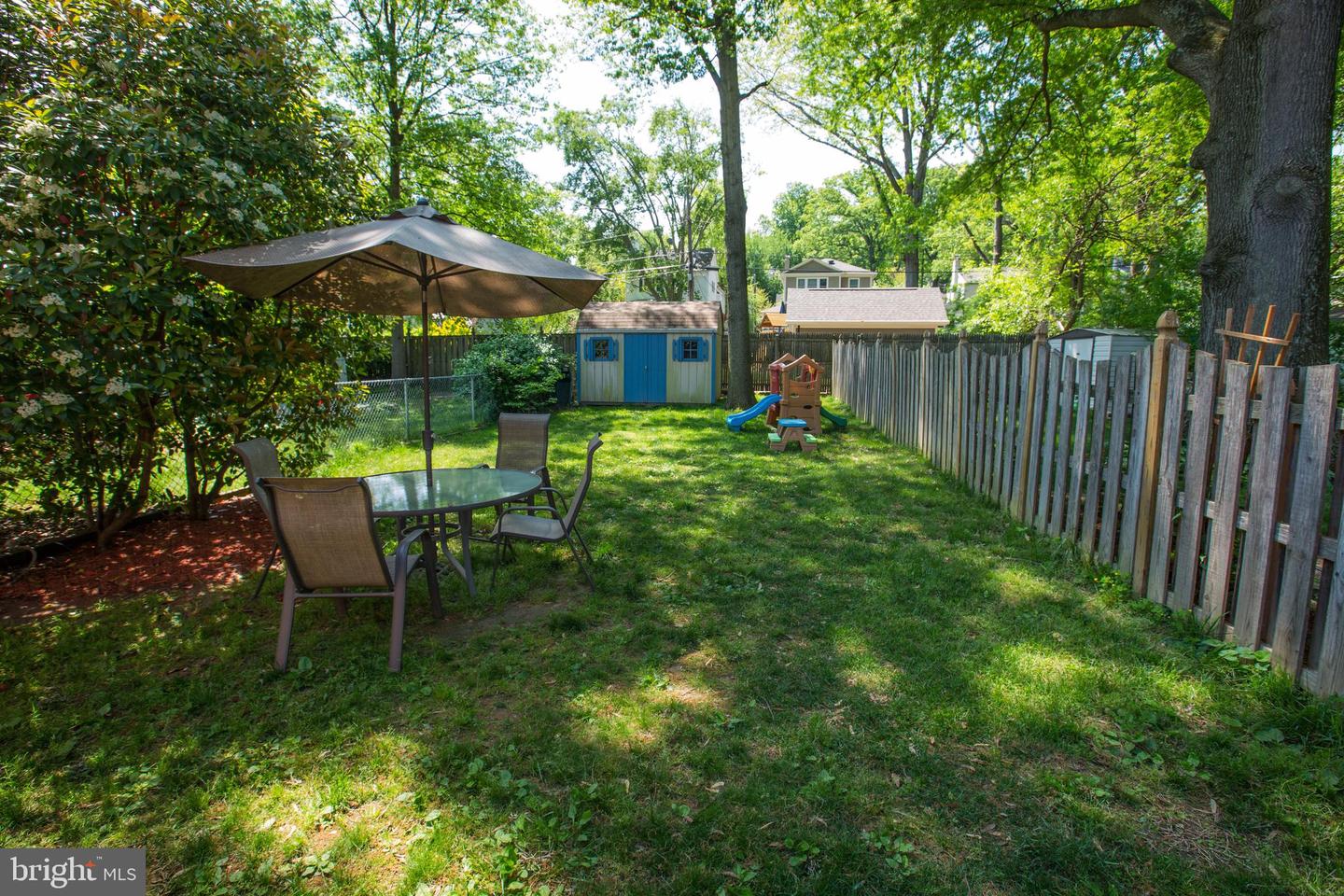 Alexandria, Virginia, 22305, United States, 2 Bedrooms Bedrooms, ,1 BathroomBathrooms,Residential,For Sale,1927312