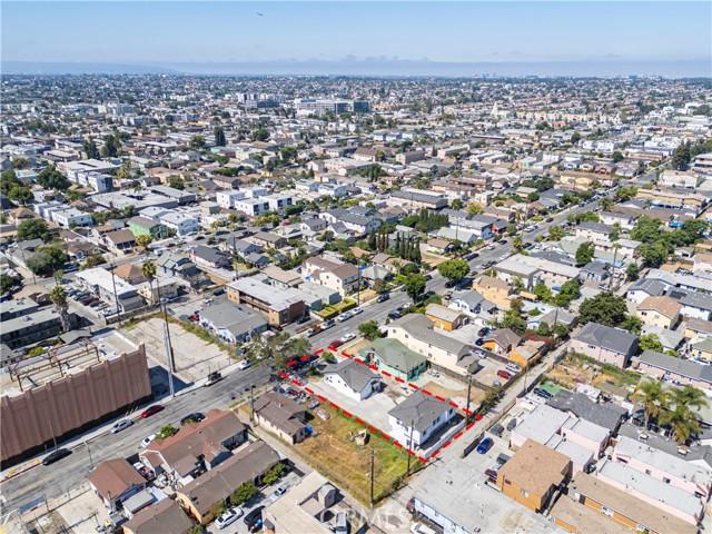 Los Angeles, California, 90044, United States, ,Residential,For Sale,1984386