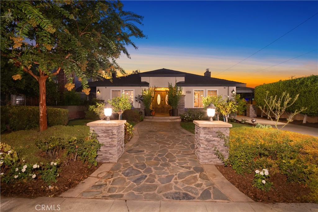 Arcadia, California, 91006, United States, 4 Bedrooms Bedrooms, ,3 BathroomsBathrooms,Residential,For Sale,1949803
