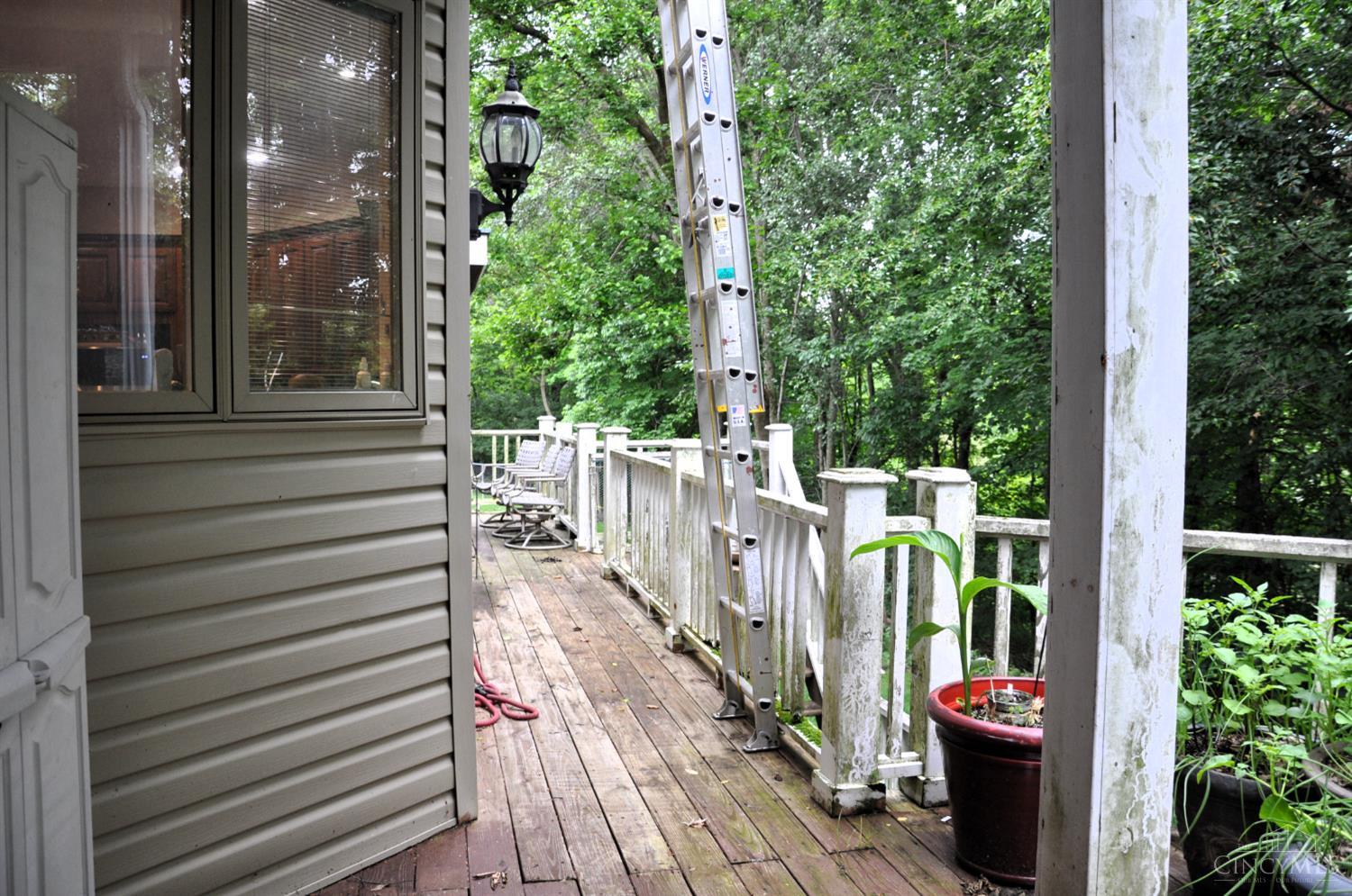 Montgomery, Ohio, 45242, United States, 5 Bedrooms Bedrooms, ,6 BathroomsBathrooms,Residential,For Sale,1914121