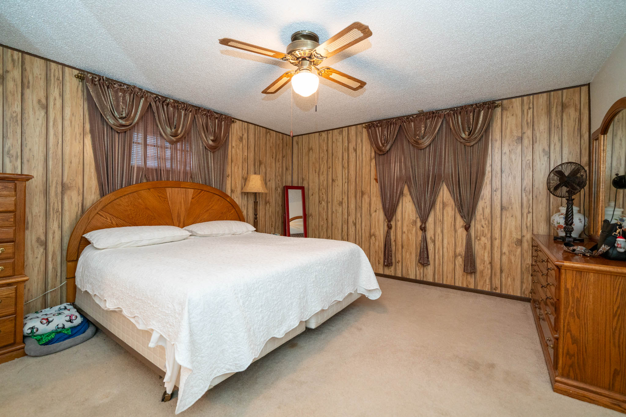 Jacksonville, Texas, 75766, United States, 4 Bedrooms Bedrooms, ,2 BathroomsBathrooms,Residential,For Sale,1974888