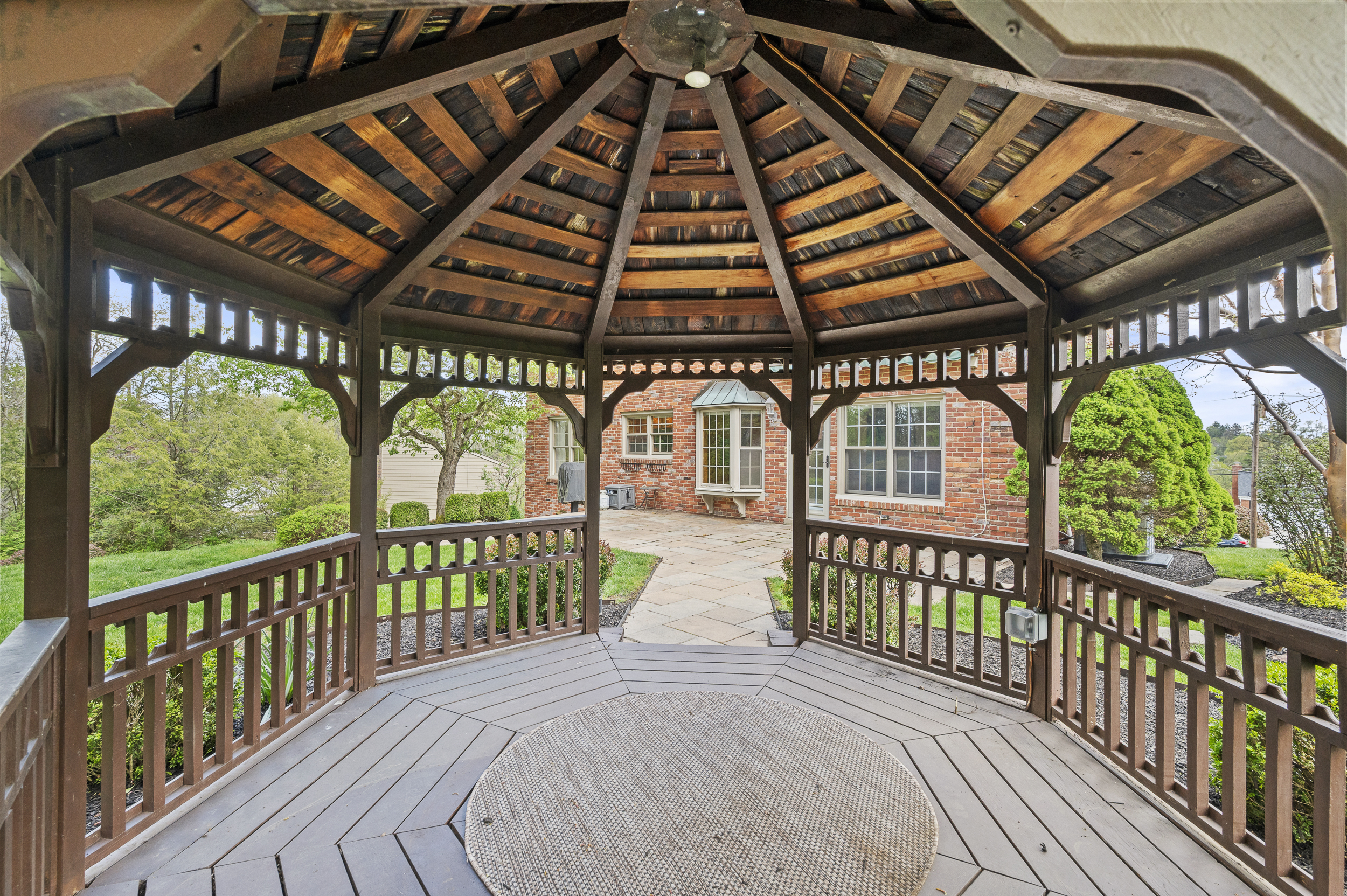  6663 Chapel Drive, Bethel Park, PA 15102 - 物件實景