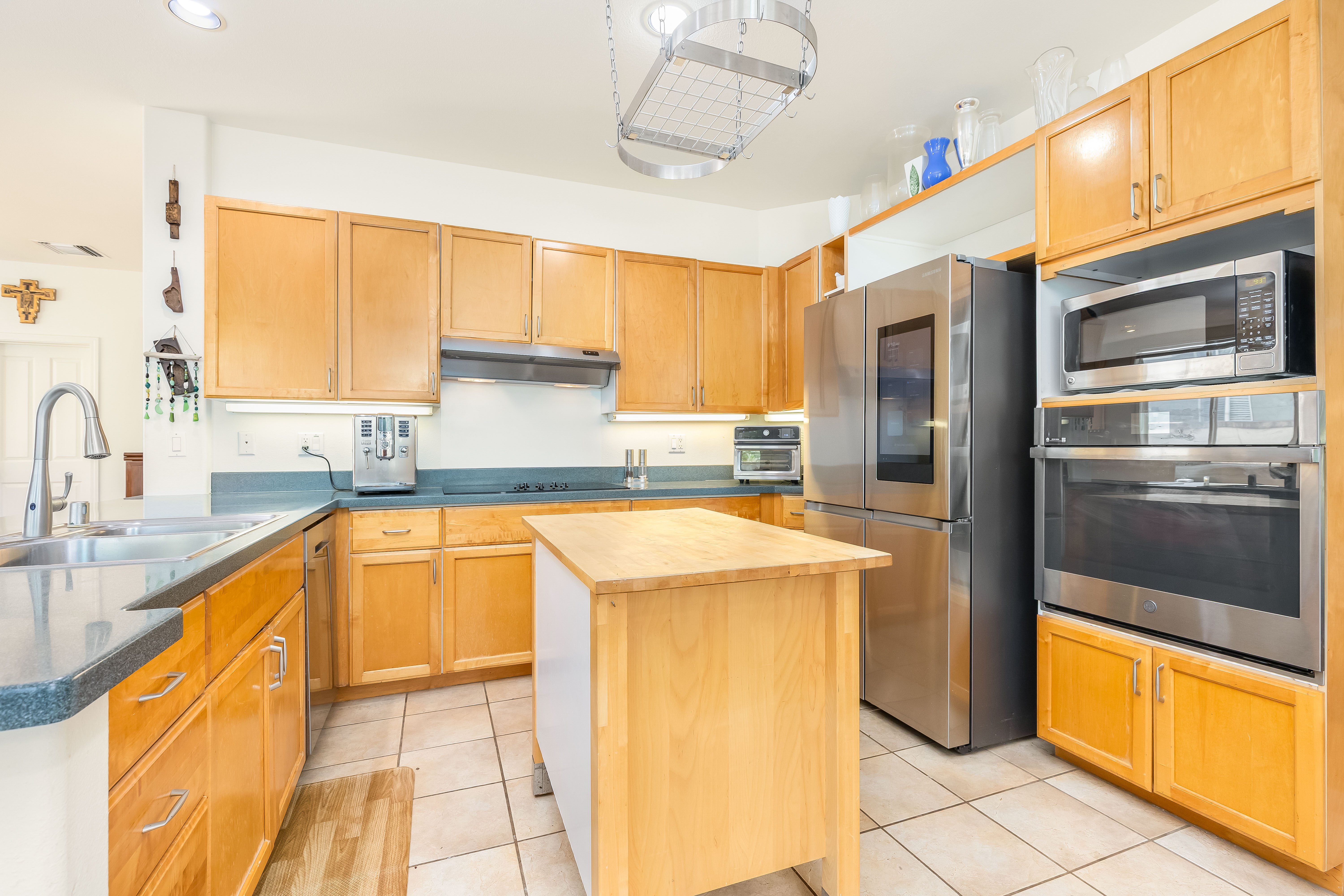 Ewa Beach, Hawaii, 96706, United States, 4 Bedrooms Bedrooms, ,3 BathroomsBathrooms,Residential,For Sale,2006596