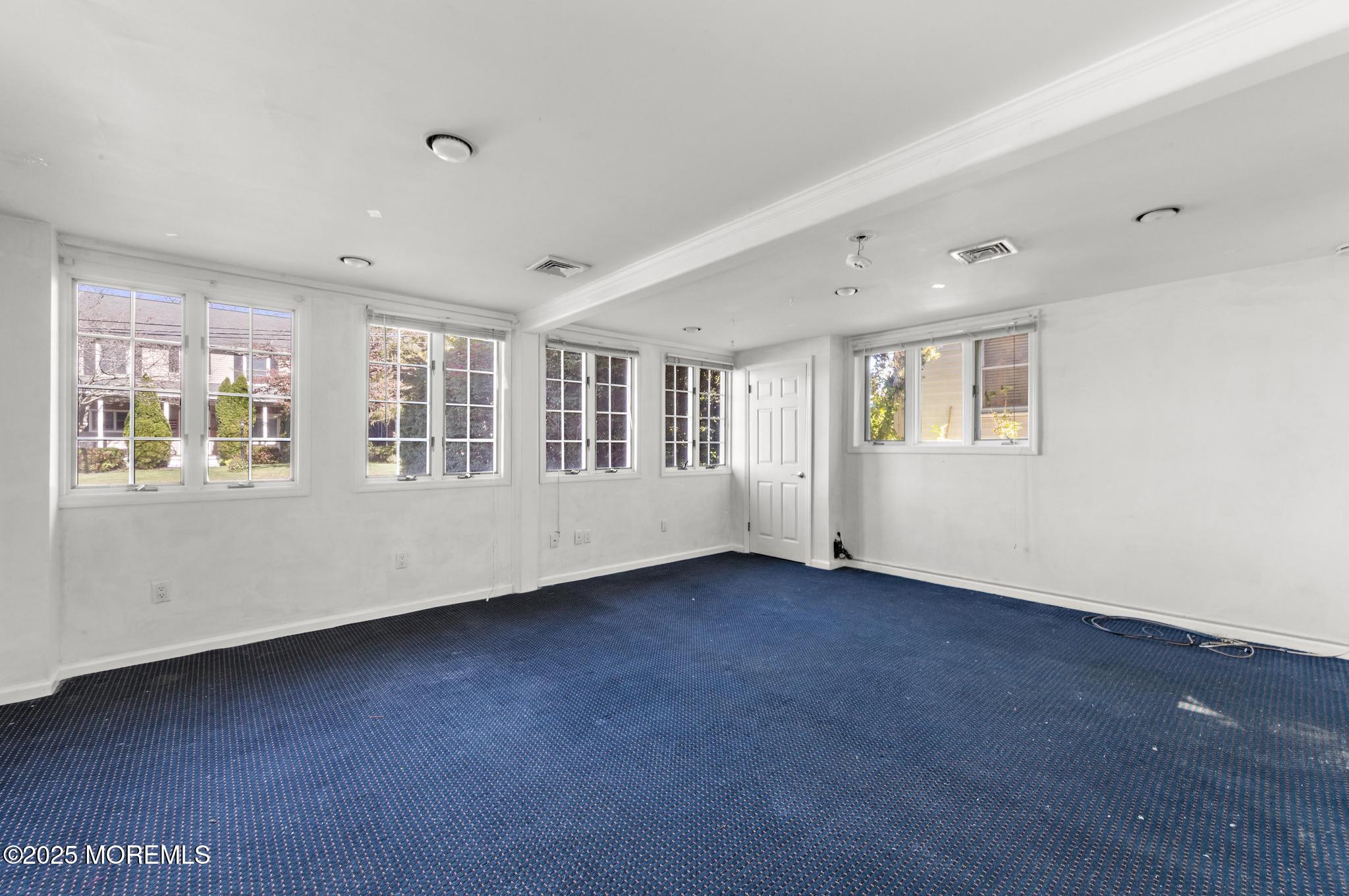 Brielle, New Jersey, 08730, United States, 2 Bedrooms Bedrooms, ,1 BathroomBathrooms,Residential,For Sale,1968993