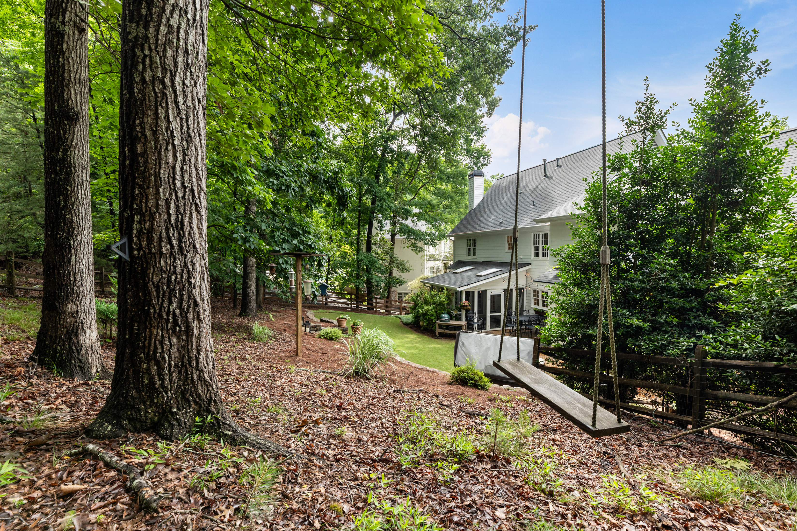  Beautifully Updated Brick Home on Quiet Cul-de-sac in Desirable Horseshoe Bend - 物件實景