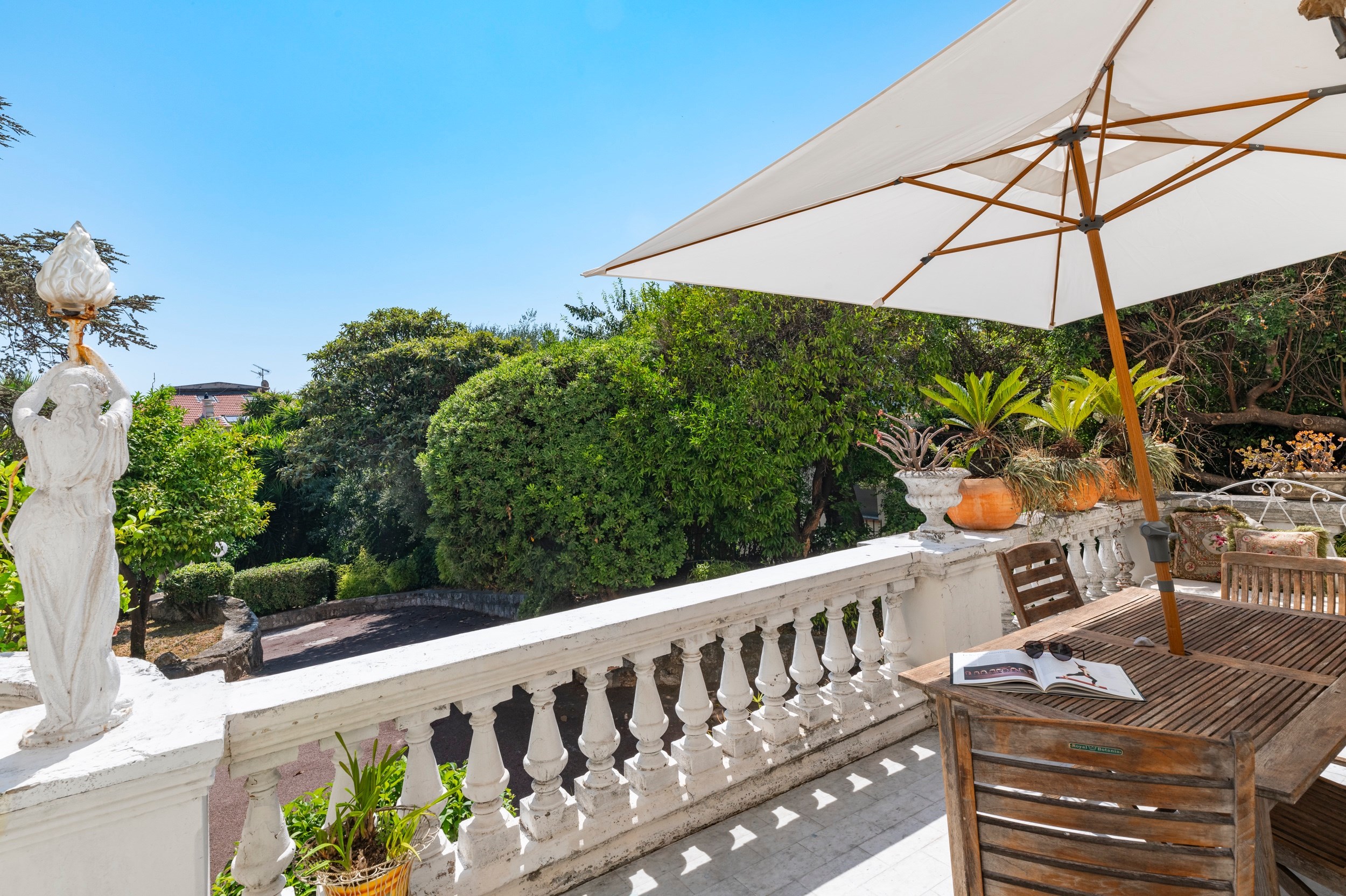  Exclusive Listing Mont Boron. Prestigious Apartment within a Historic Mansion - 物件實景