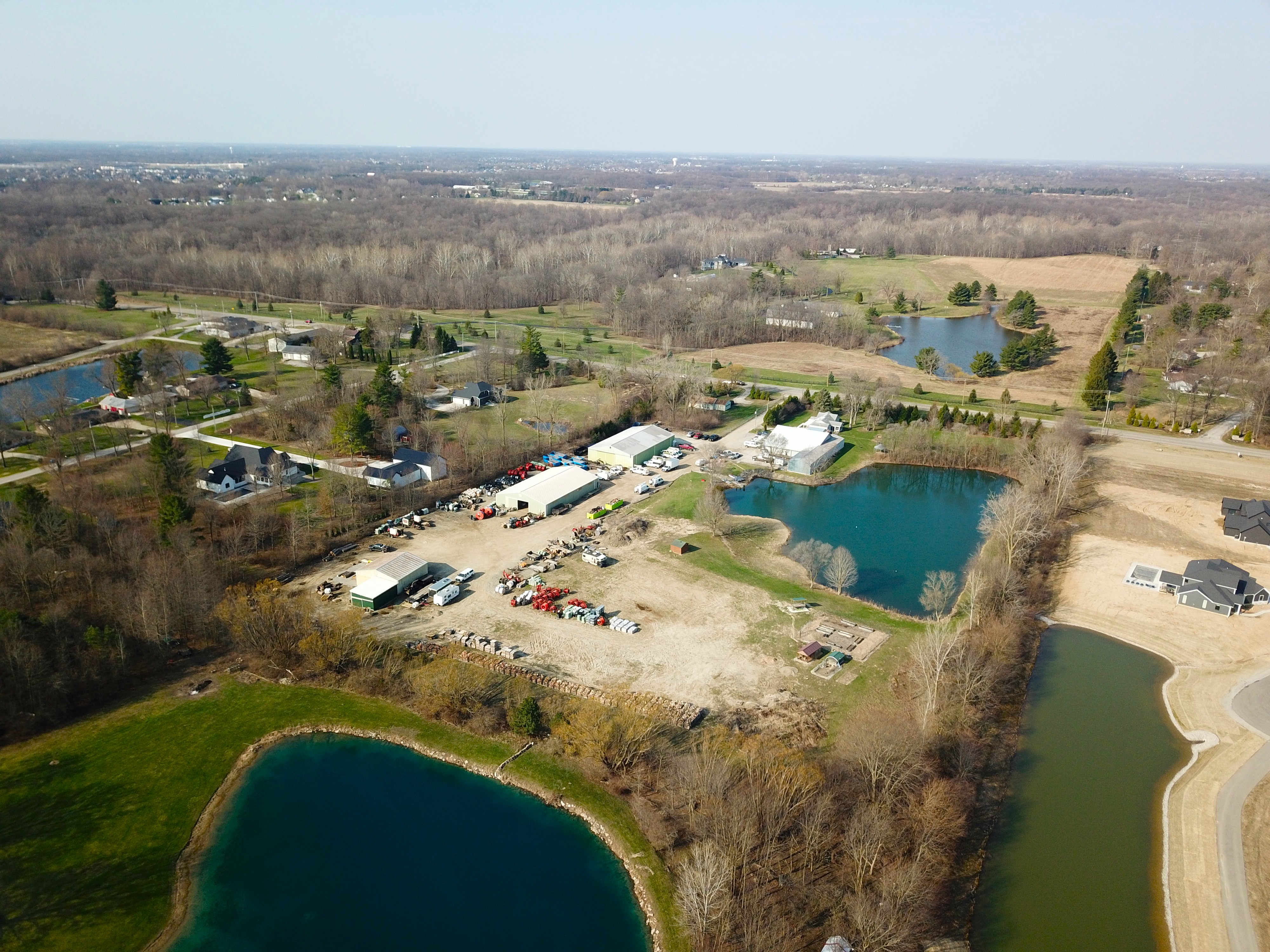  Mixed-Use Opportunity on 11 Acres and Pond - 物件實景