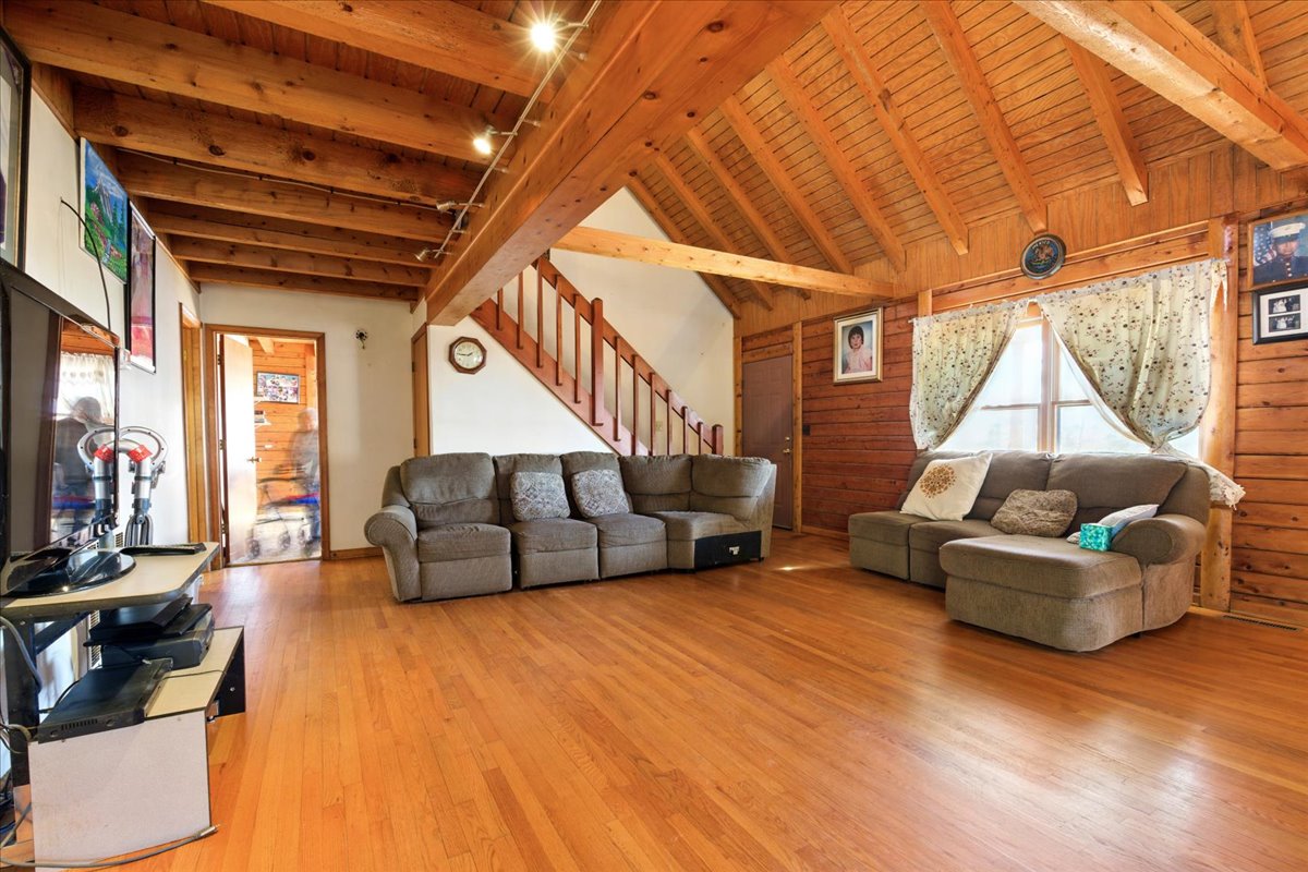 Pamplin, Virginia, 23958, United States, 3 Bedrooms Bedrooms, ,2 BathroomsBathrooms,Residential,For Sale,2007542