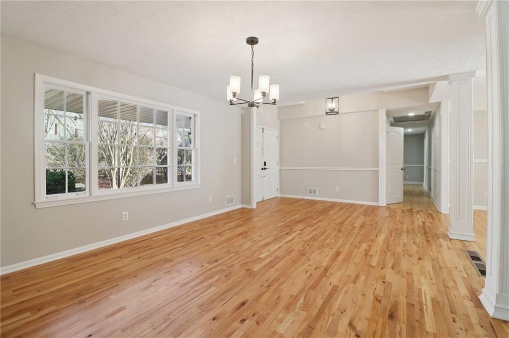 Smyrna, Georgia, 30082, United States, 6 Bedrooms Bedrooms, ,3 BathroomsBathrooms,Residential,For Sale,2002854