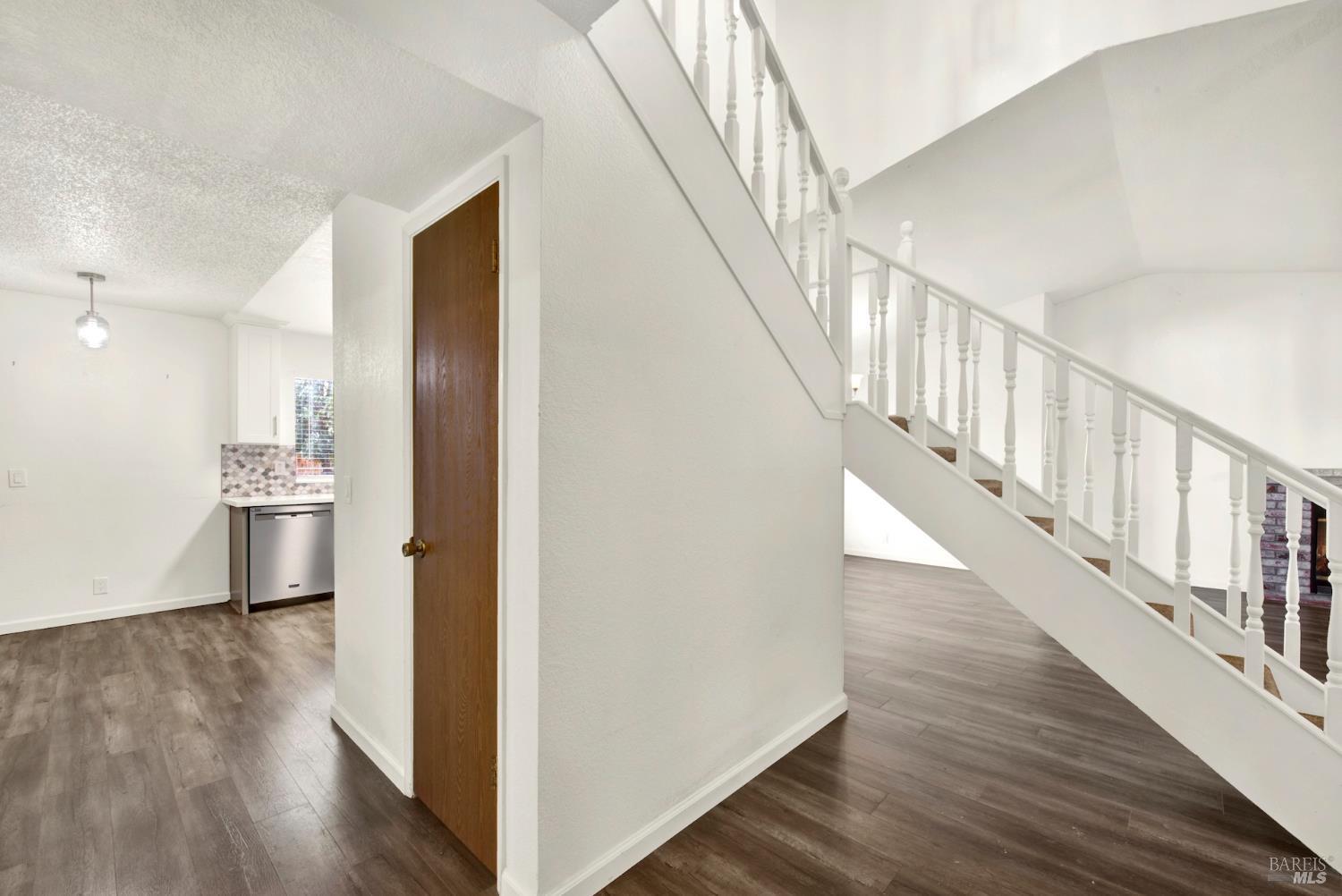 Suisun City, California, 94585, United States, 4 Bedrooms Bedrooms, ,3 BathroomsBathrooms,Residential,For Sale,1989604