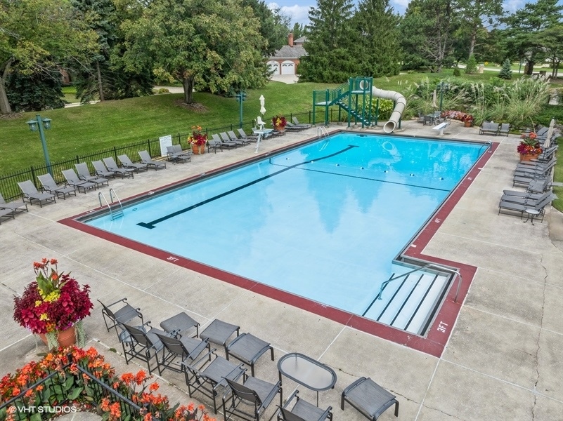 Oak Brook, Illinois, 60523, United States, 5 Bedrooms Bedrooms, ,6 BathroomsBathrooms,Residential,For Sale,1903537