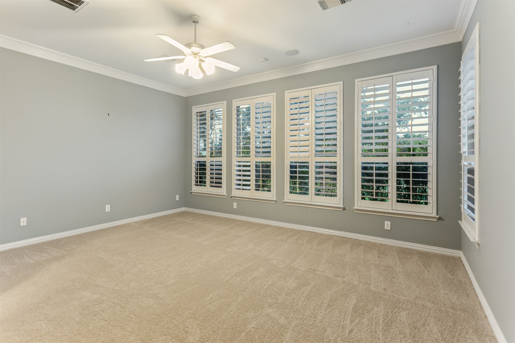 Sugar Land, Texas, 77479, United States, 5 Bedrooms Bedrooms, ,5 BathroomsBathrooms,Residential,For Sale,1837689