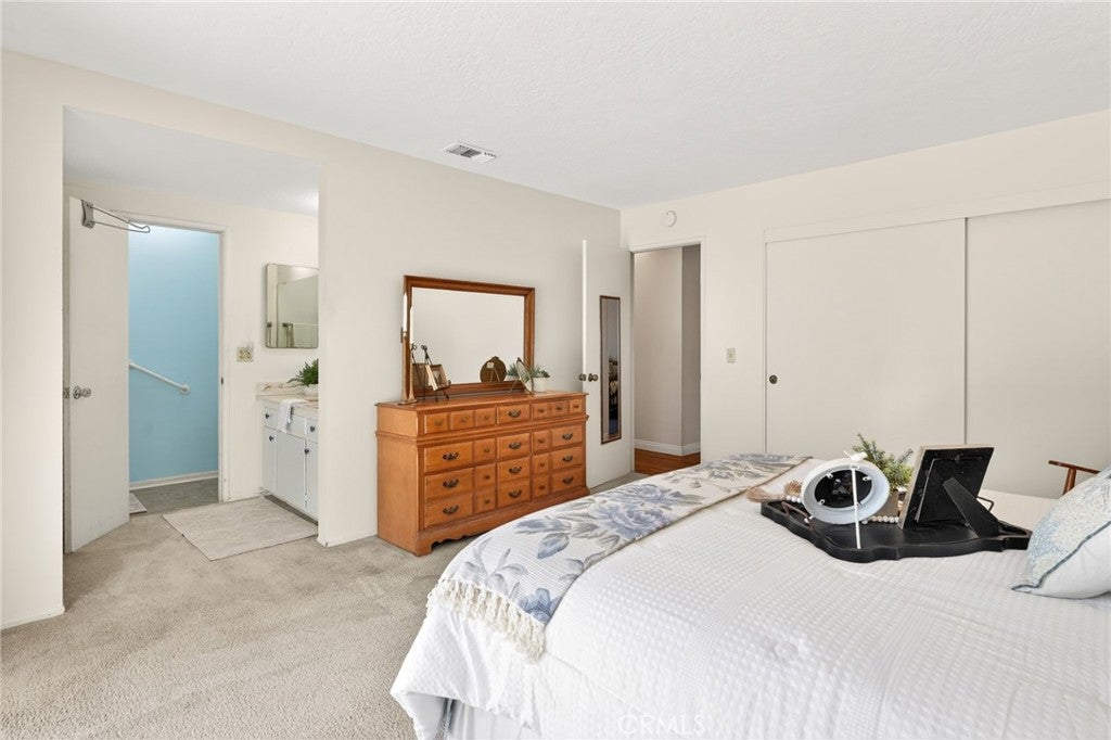 Redlands, California, 92373, United States, 4 Bedrooms Bedrooms, ,2 BathroomsBathrooms,Residential,For Sale,2048890