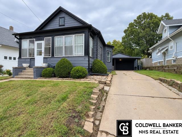 35th Ave, Omaha, NE 68105
