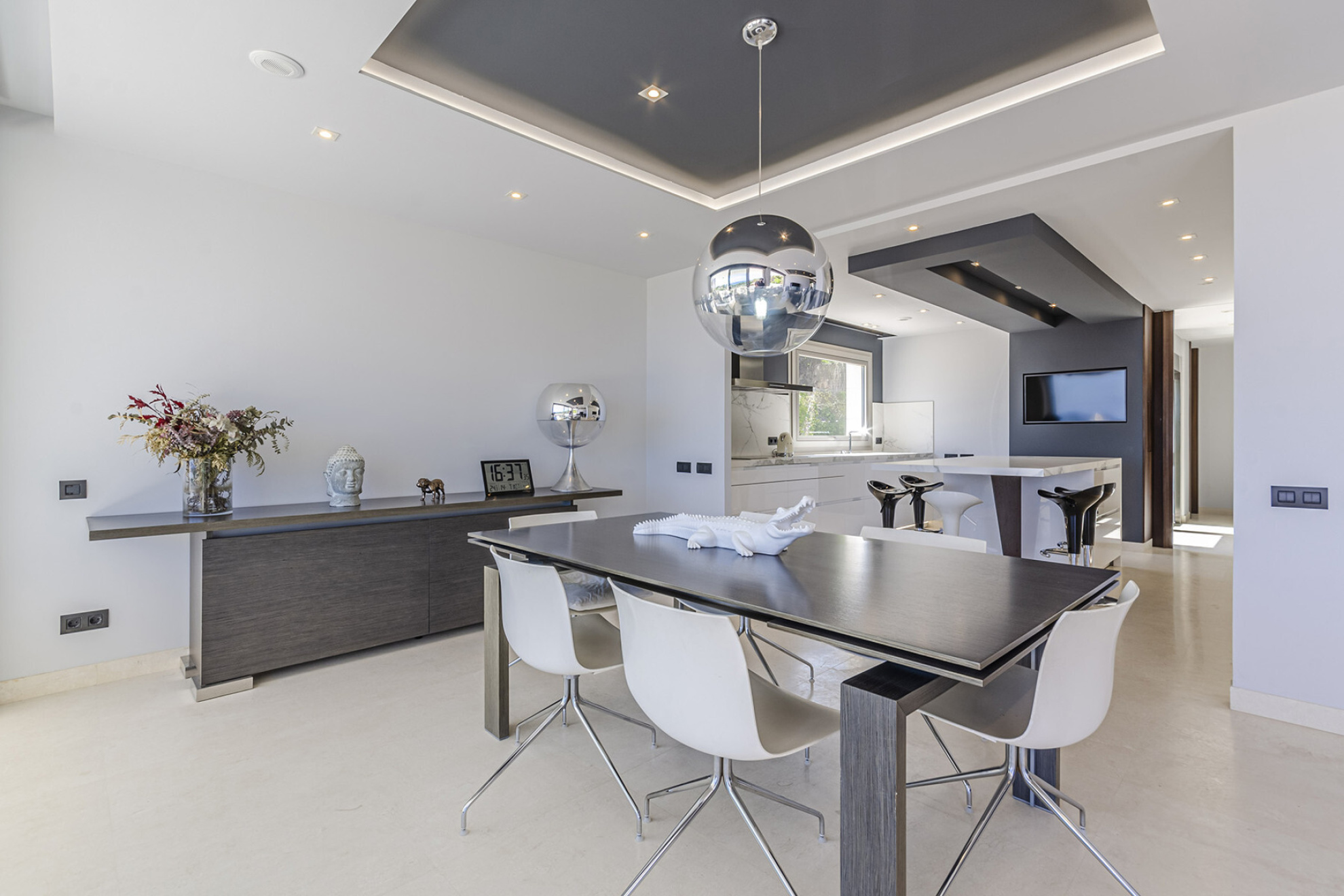  Modern villa with extraordinary ocean, golf and city views - 物件實景