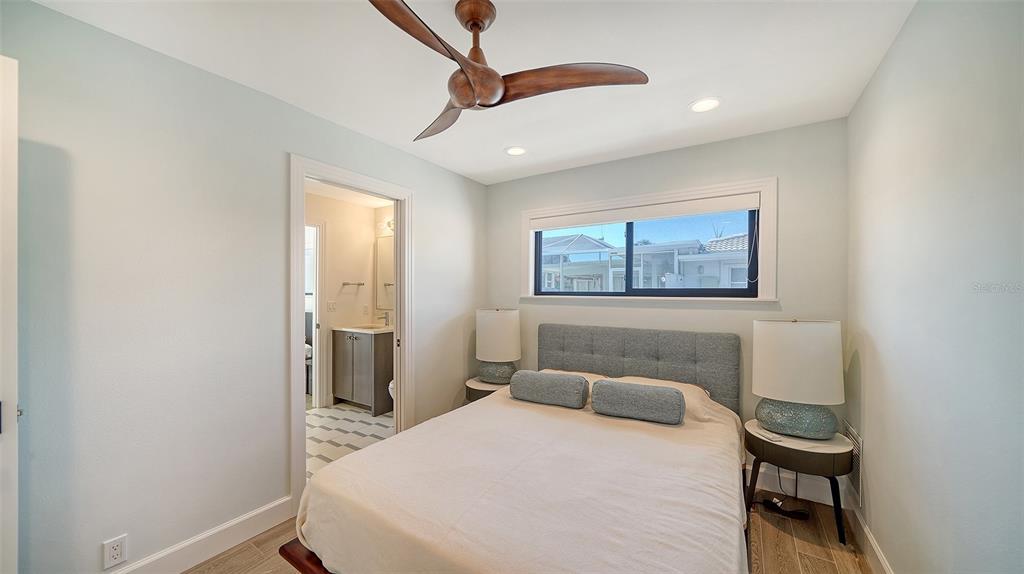 Longboat Key, Florida, 34228, United States, 4 Bedrooms Bedrooms, ,4 BathroomsBathrooms,Residential,For Sale,1751761