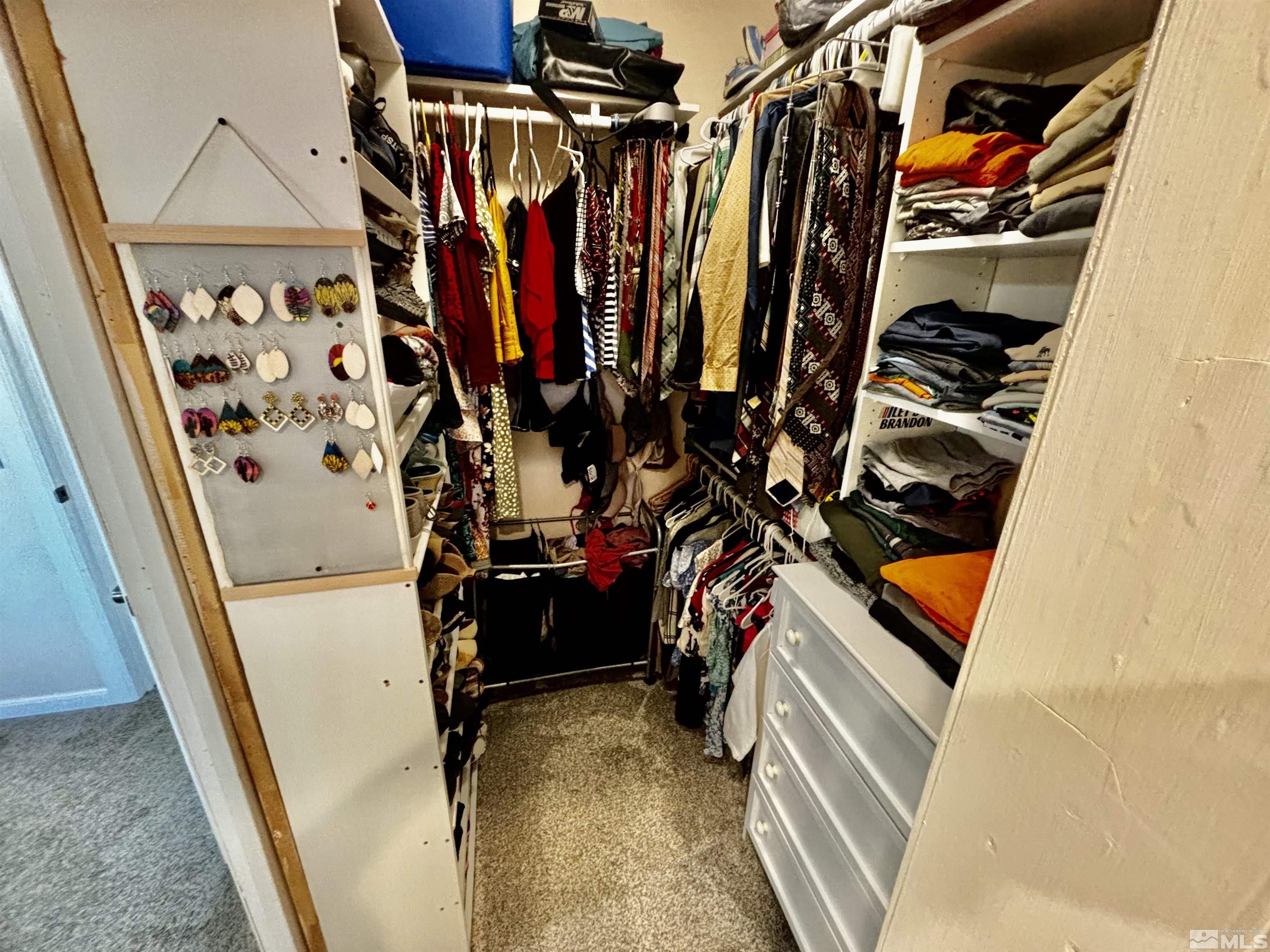 Winnemucca, Nevada, 89445, United States, 5 Bedrooms Bedrooms, ,4 BathroomsBathrooms,Residential,For Sale,1975450