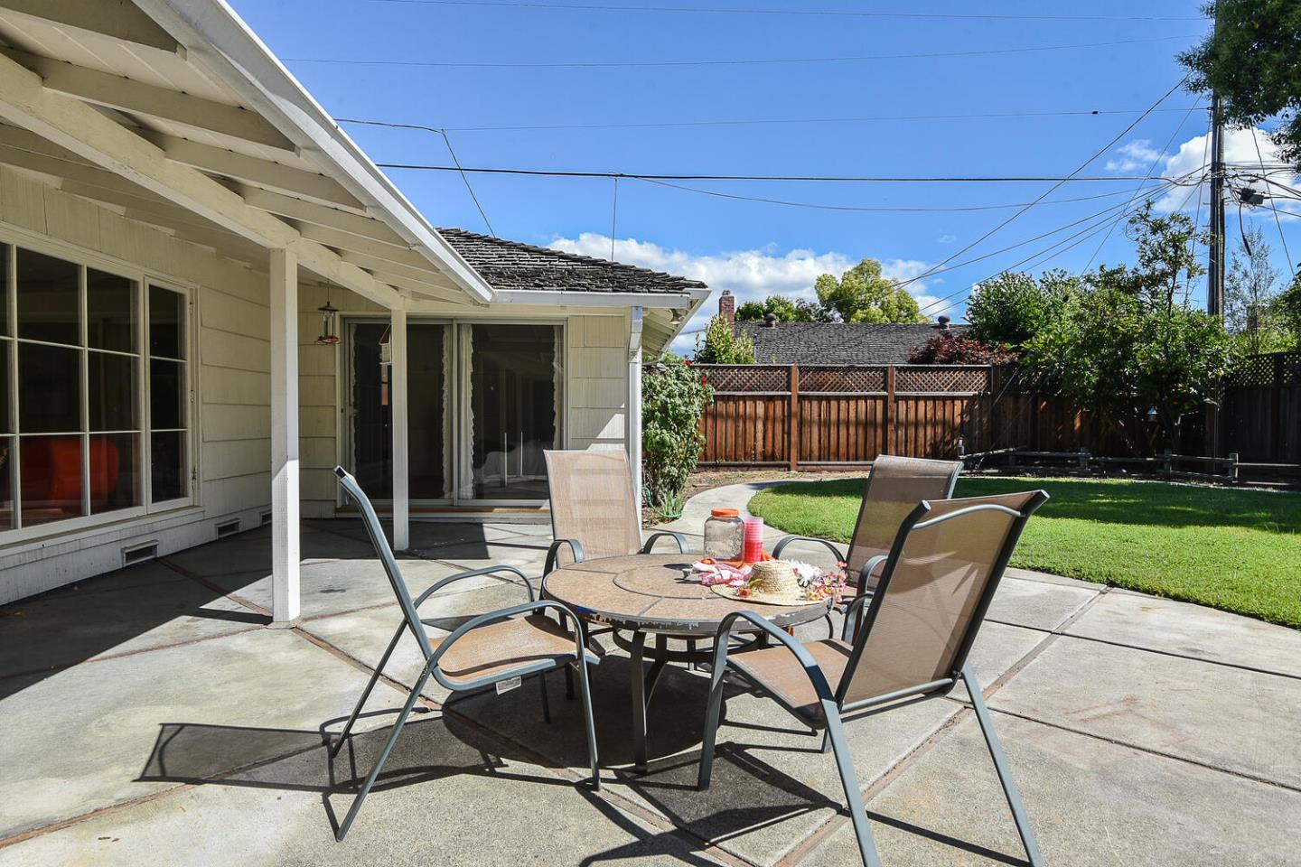 San Jose - Willow Glen, California, 95125, United States, 3 Bedrooms Bedrooms, ,2 BathroomsBathrooms,Residential,For Sale,1740132