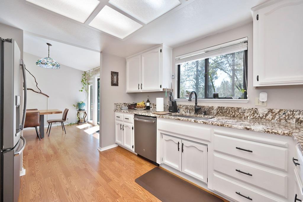 Foresthill, California, 95631, United States, 3 Bedrooms Bedrooms, ,2 BathroomsBathrooms,Residential,For Sale,1819375