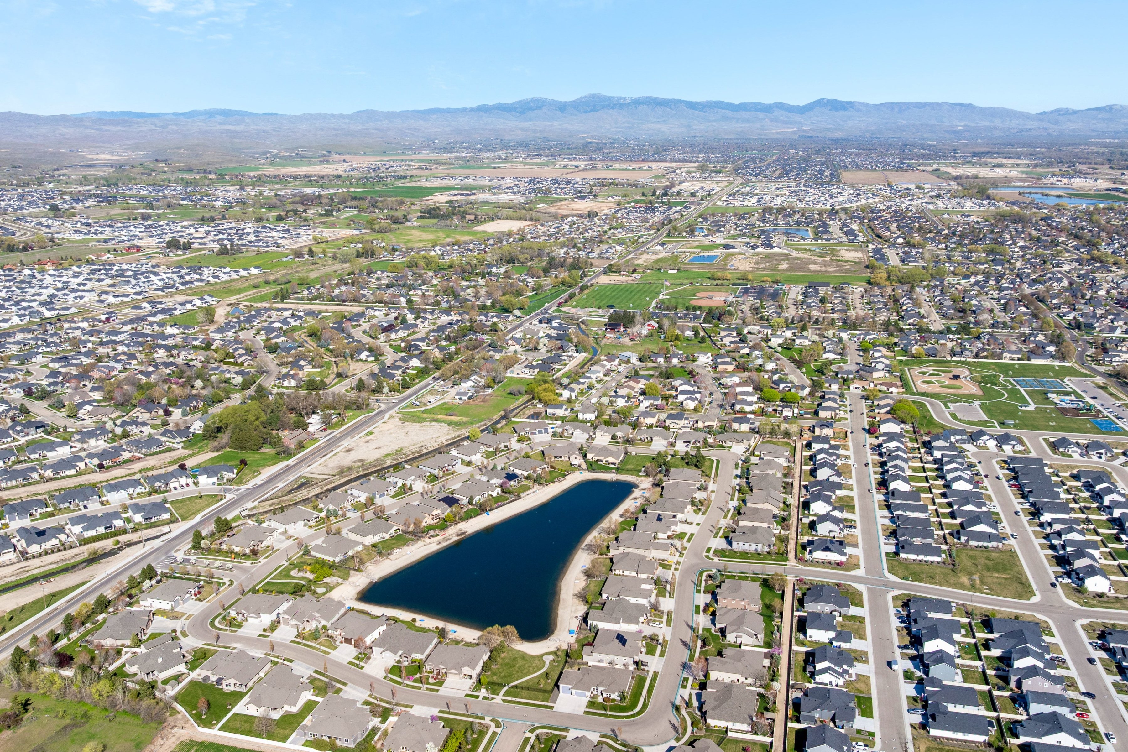  Seclusion, Space & a Certain Kind of Style - Single-Level Living at Its Finest - 物件實景