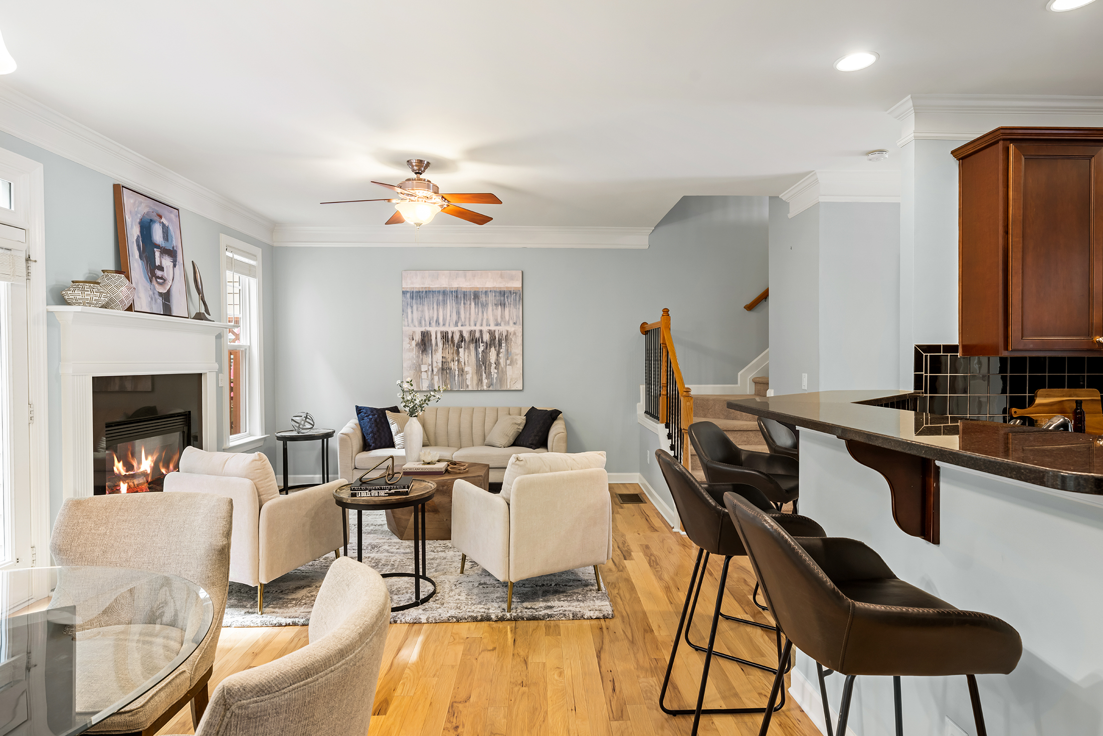  Thoughtfully Updated Brownstone in Brookhaven - 物件實景
