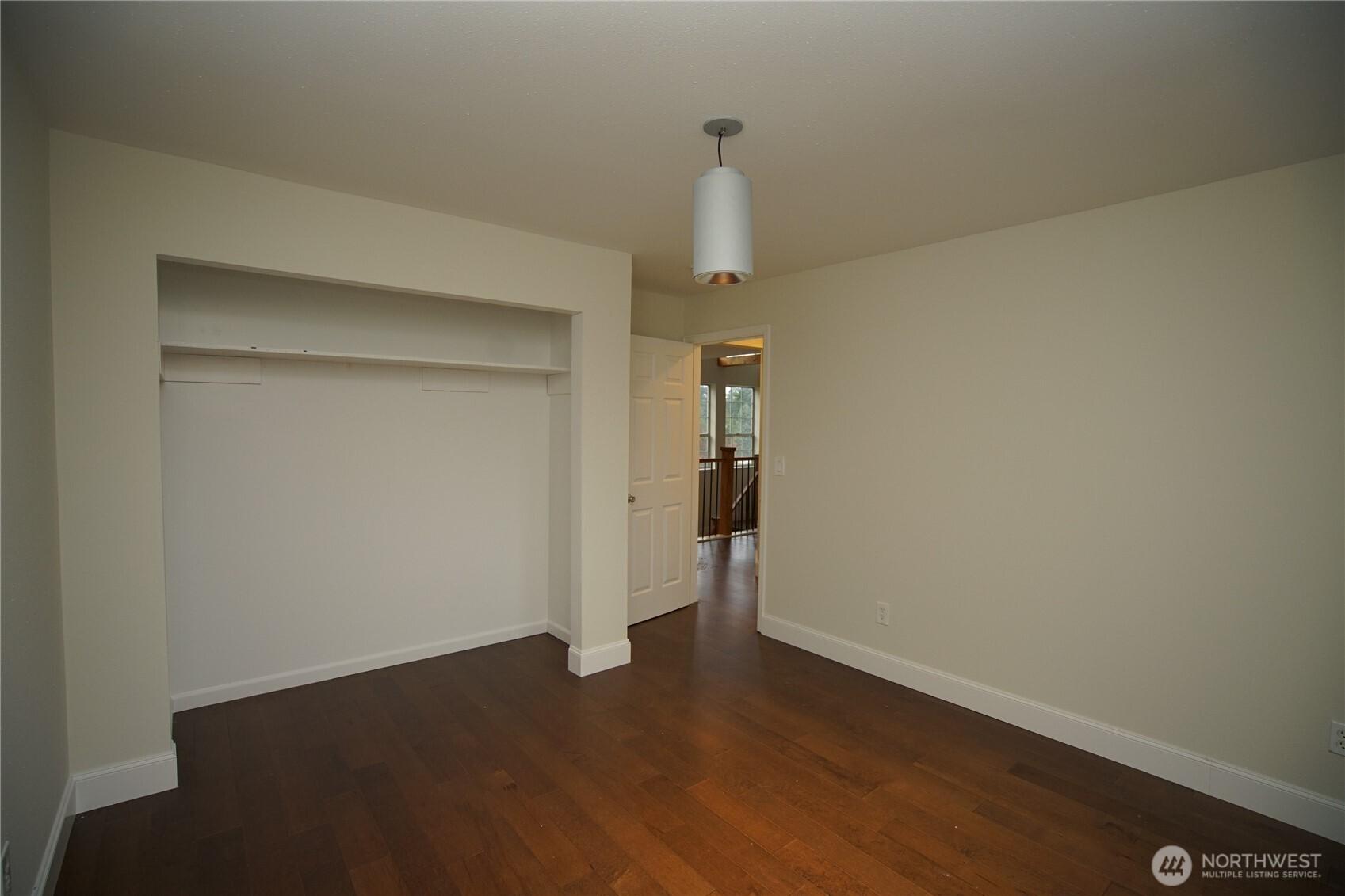 FEDERAL WAY, Washington, 98023, United States, 5 Bedrooms Bedrooms, ,3 BathroomsBathrooms,Residential,For Sale,1997167