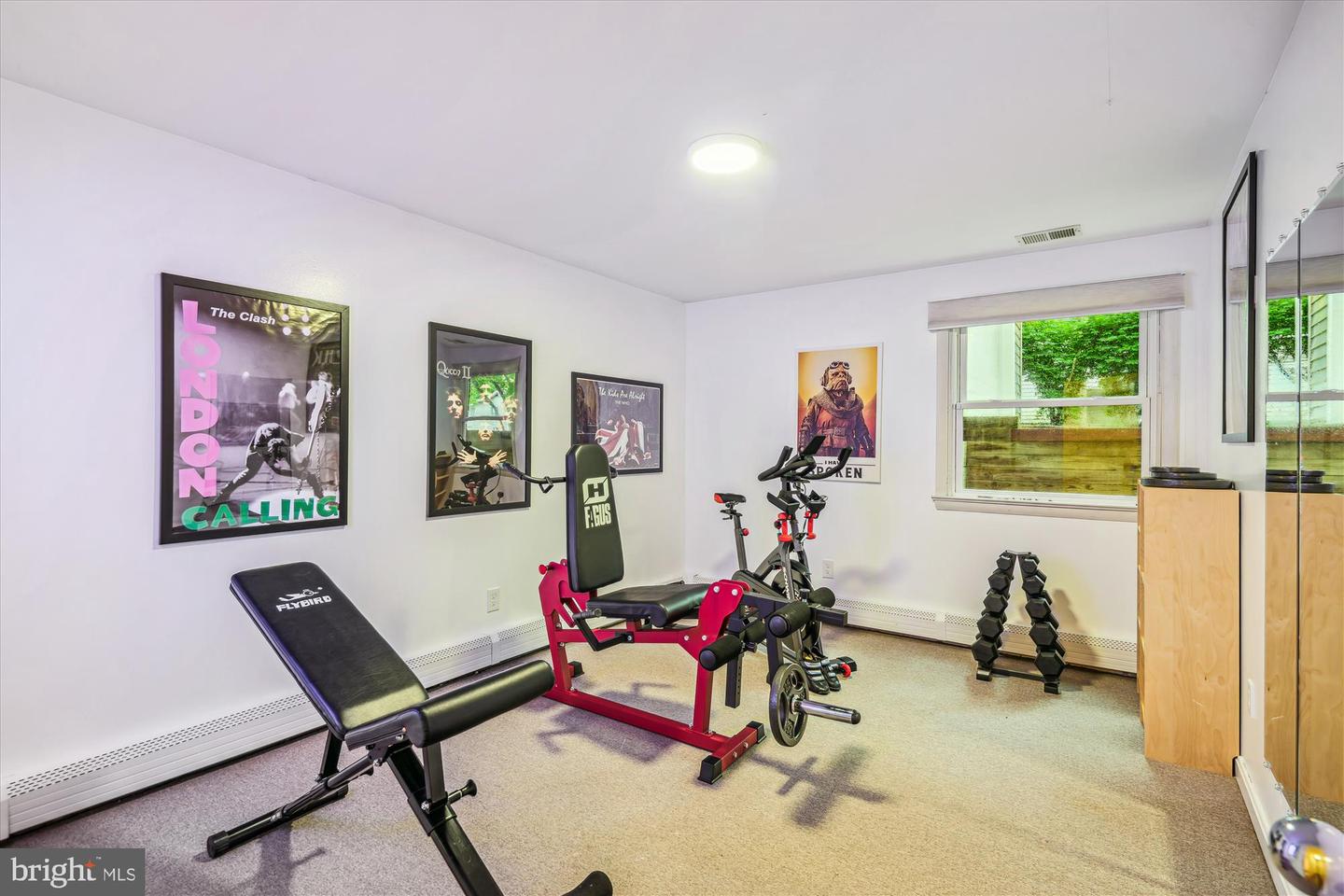 Annapolis, Maryland, 21403, United States, 5 Bedrooms Bedrooms, ,3 BathroomsBathrooms,Residential,For Sale,1839028