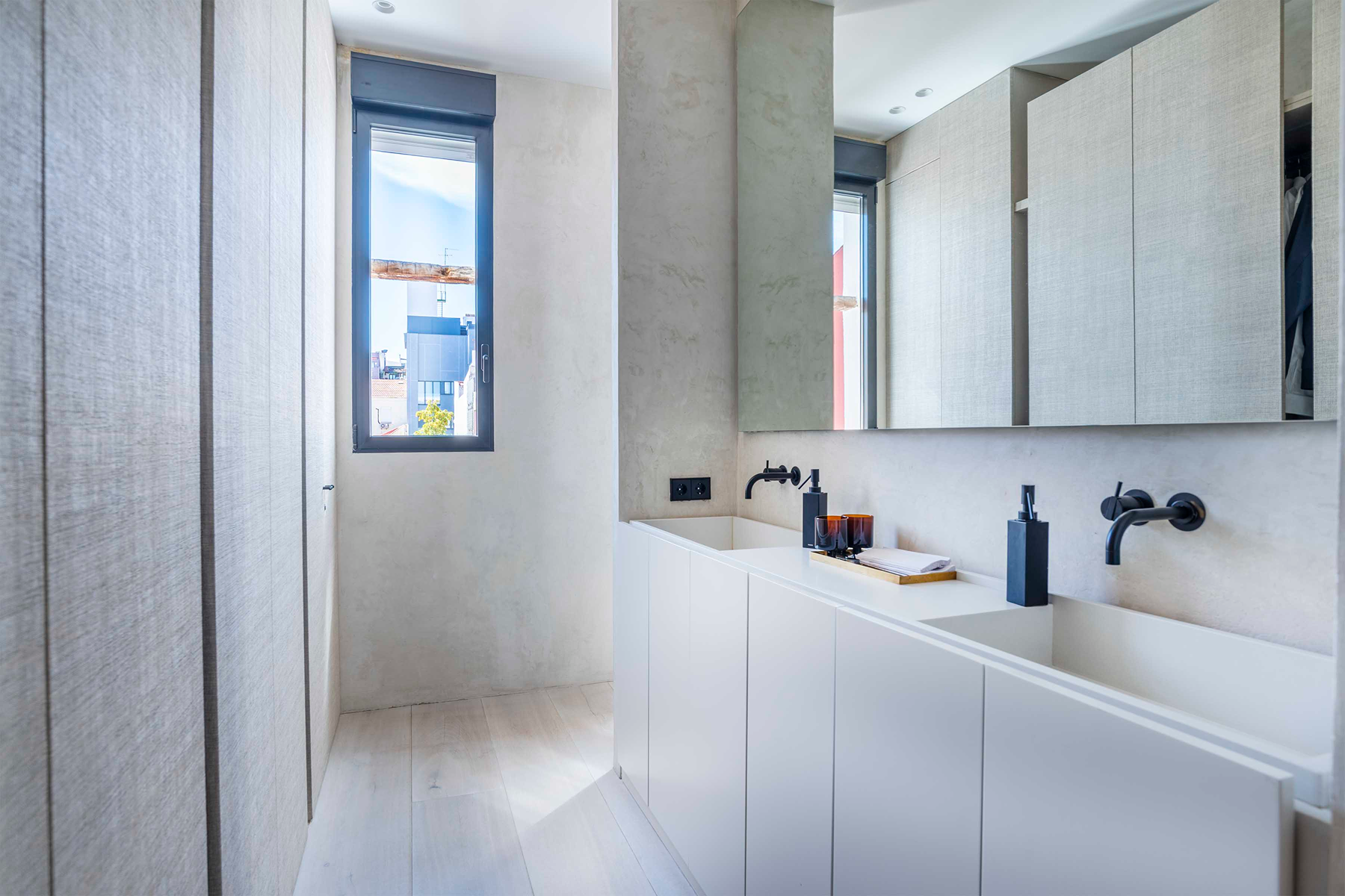  Refurbished flat with balcony in the heart of Almagro - 物件實景