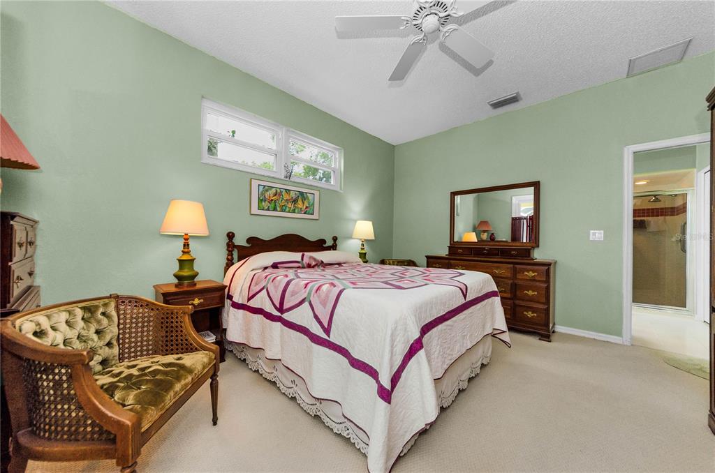 Dunedin, Florida, 34698, United States, 4 Bedrooms Bedrooms, ,2 BathroomsBathrooms,Residential,For Sale,1848616