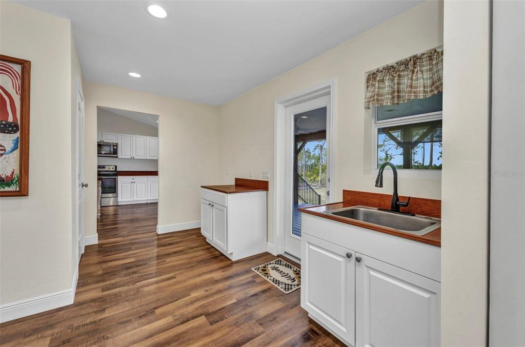 Punta Gorda, Florida, 33982, United States, 3 Bedrooms Bedrooms, ,2 BathroomsBathrooms,Residential,For Sale,1992347